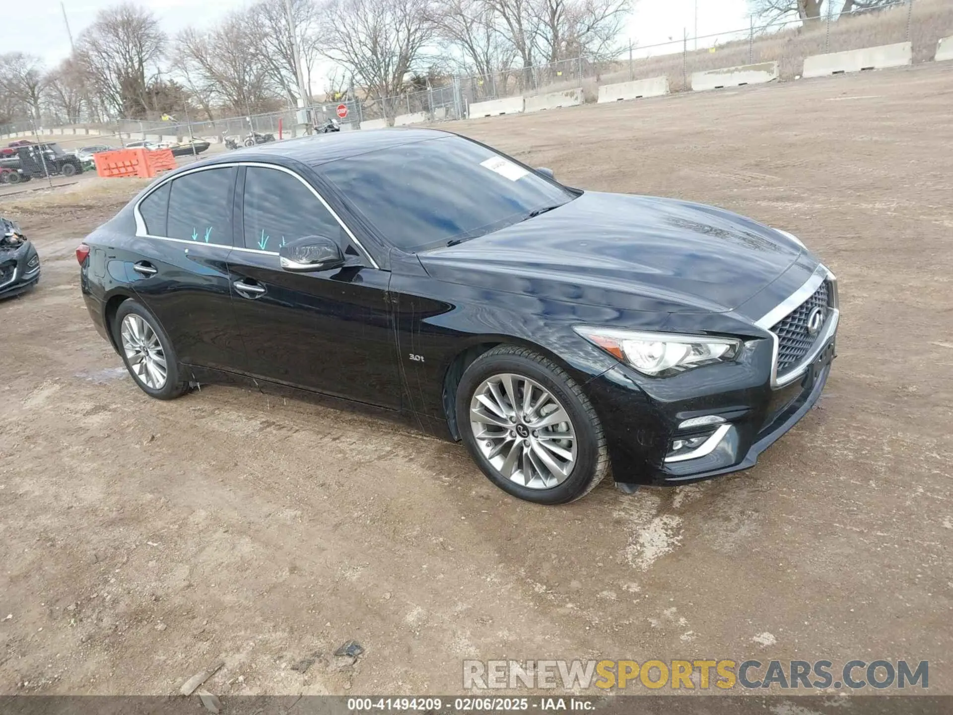 1 Photograph of a damaged car JN1EV7AR4KM591283 INFINITI Q50 2019