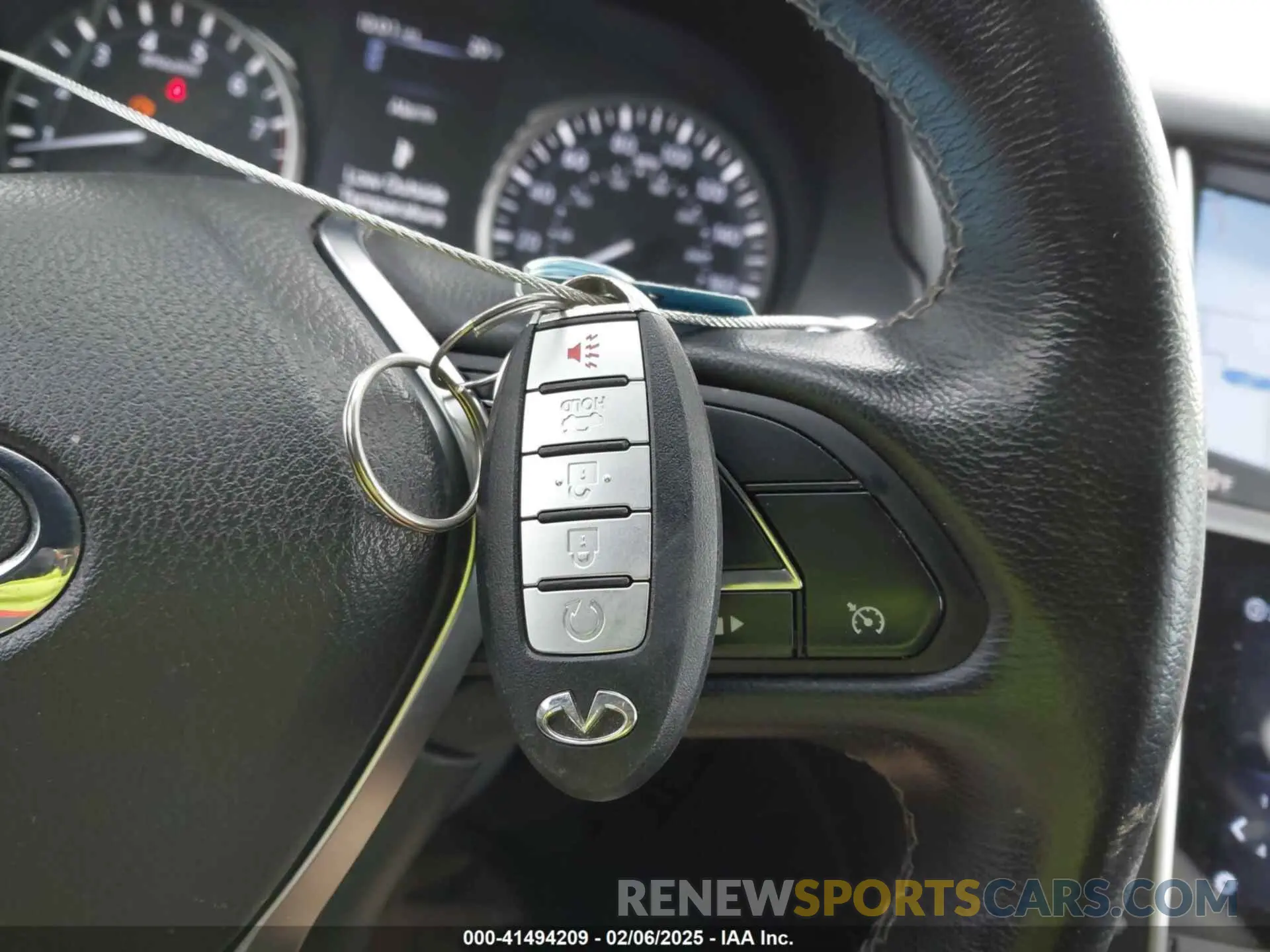 11 Photograph of a damaged car JN1EV7AR4KM591283 INFINITI Q50 2019