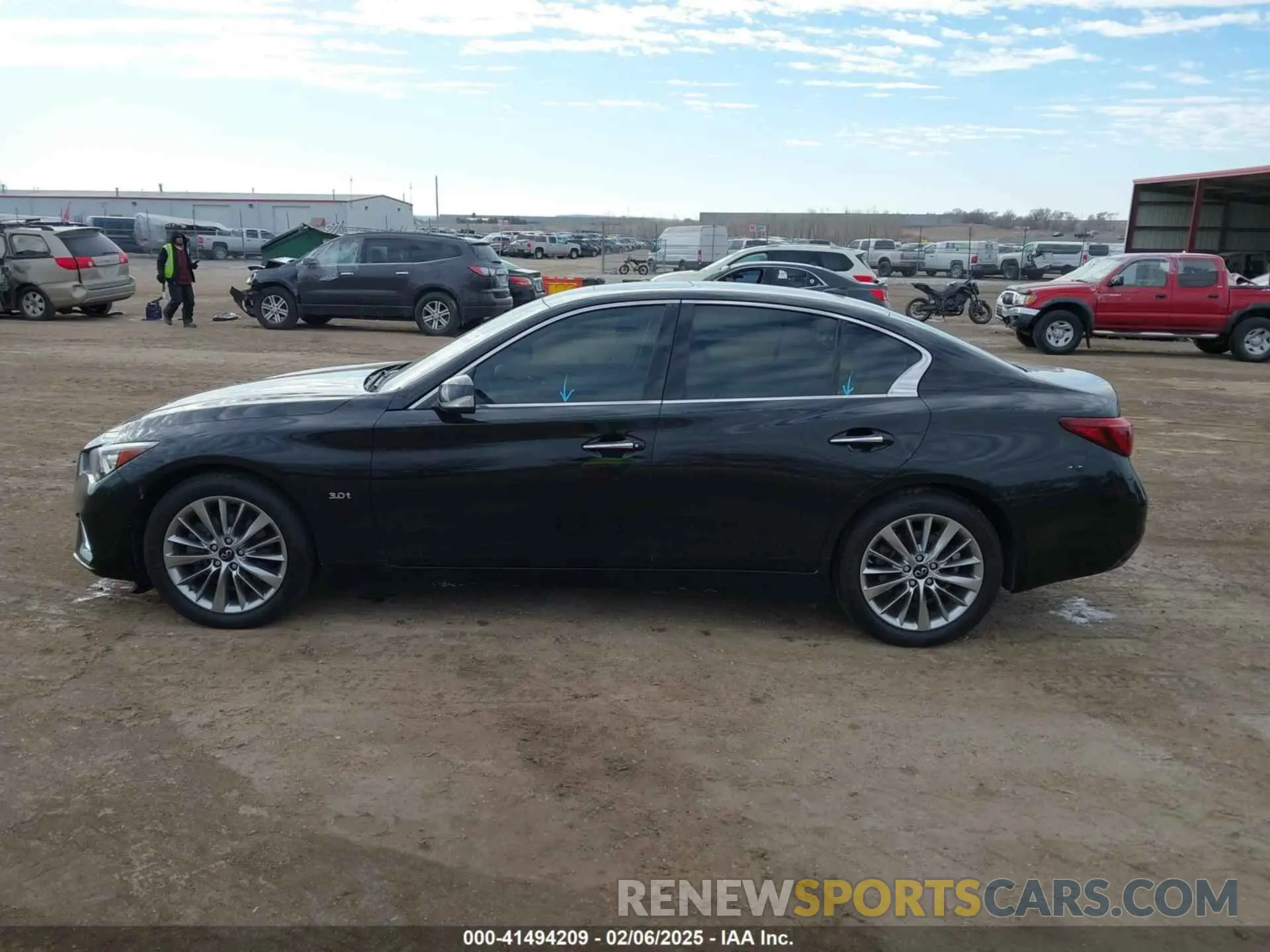 14 Photograph of a damaged car JN1EV7AR4KM591283 INFINITI Q50 2019