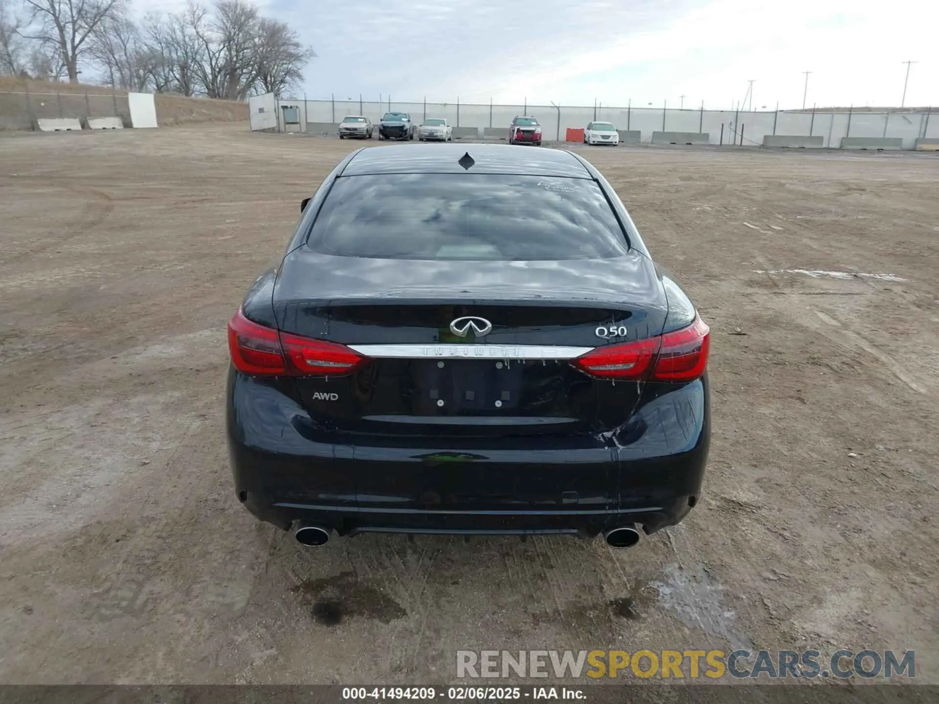 16 Photograph of a damaged car JN1EV7AR4KM591283 INFINITI Q50 2019