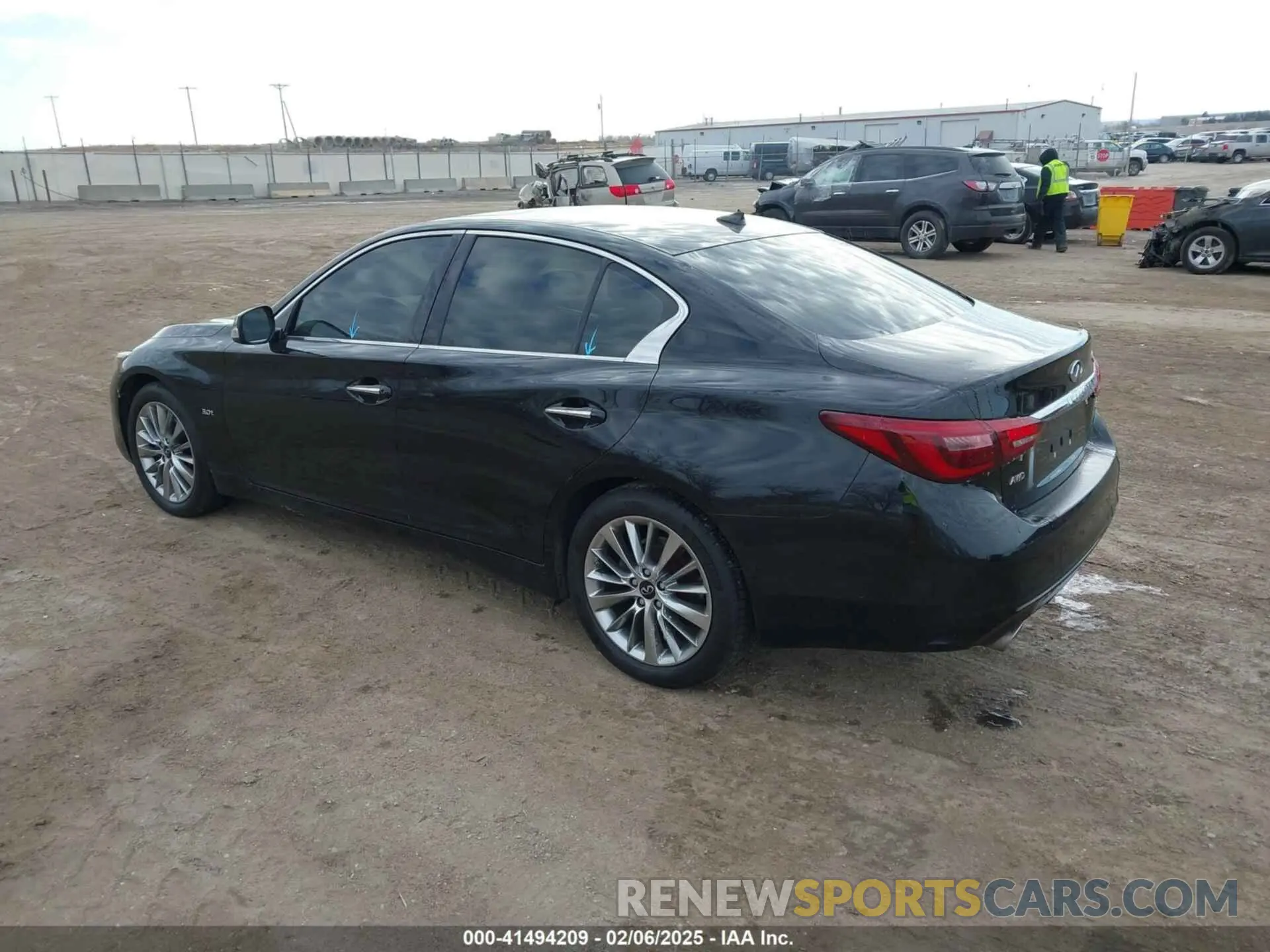3 Photograph of a damaged car JN1EV7AR4KM591283 INFINITI Q50 2019