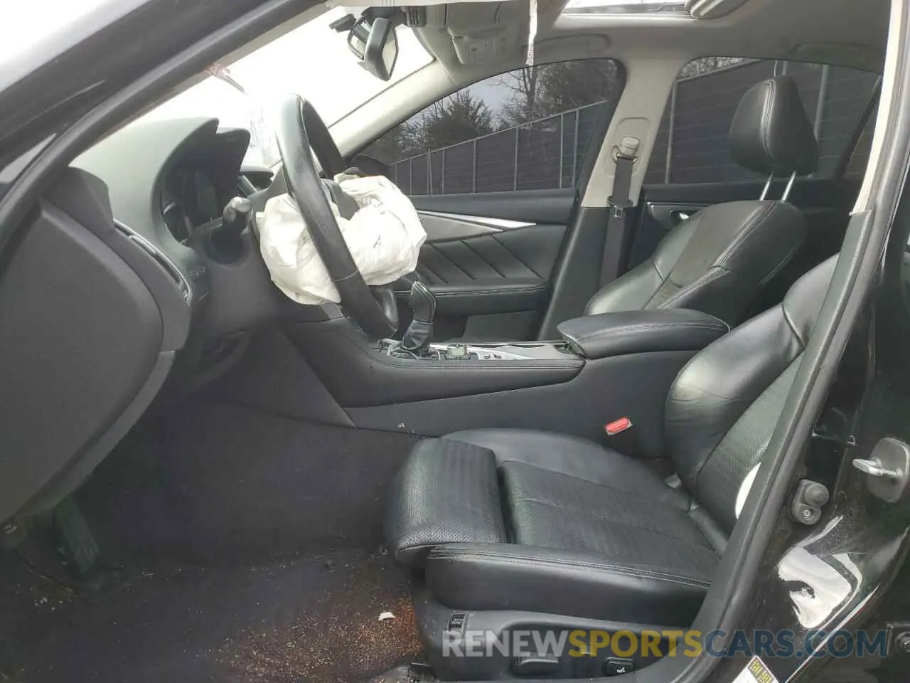 7 Photograph of a damaged car JN1EV7AR4KM592384 INFINITI Q50 2019