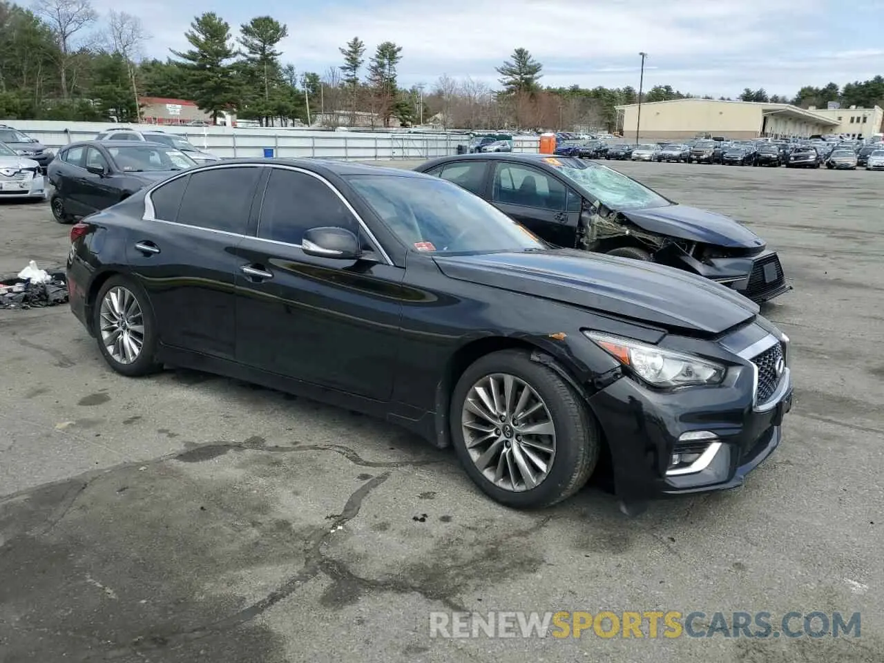 4 Photograph of a damaged car JN1EV7AR5KM551925 INFINITI Q50 2019