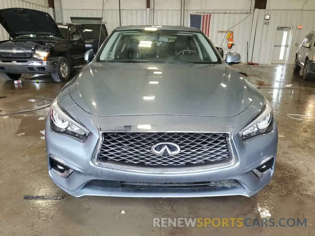 5 Photograph of a damaged car JN1EV7AR5KM553643 INFINITI Q50 2019