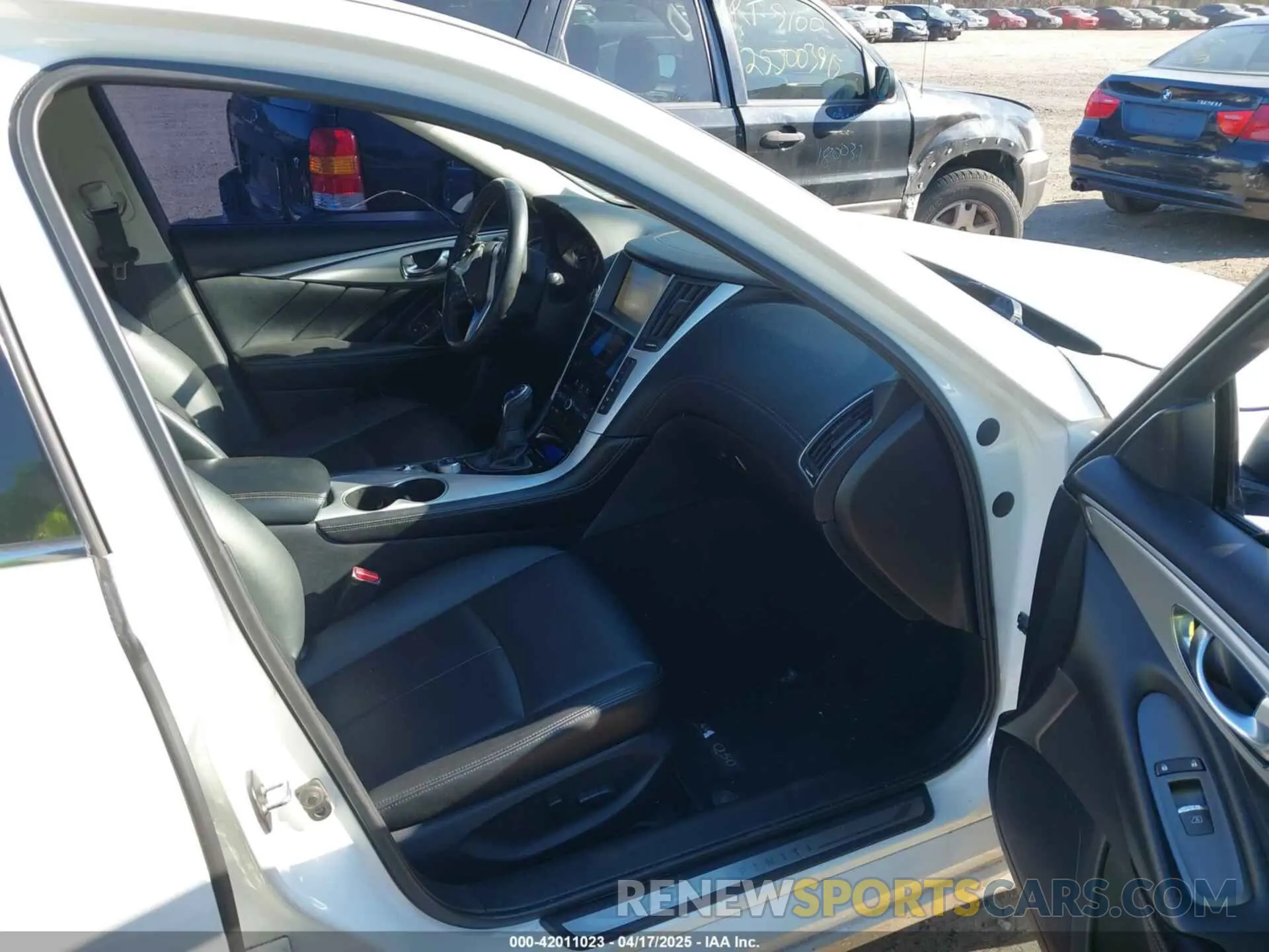 5 Фотография поврежденного автомобиля JN1EV7AR5KM594323 INFINITI Q50 2019