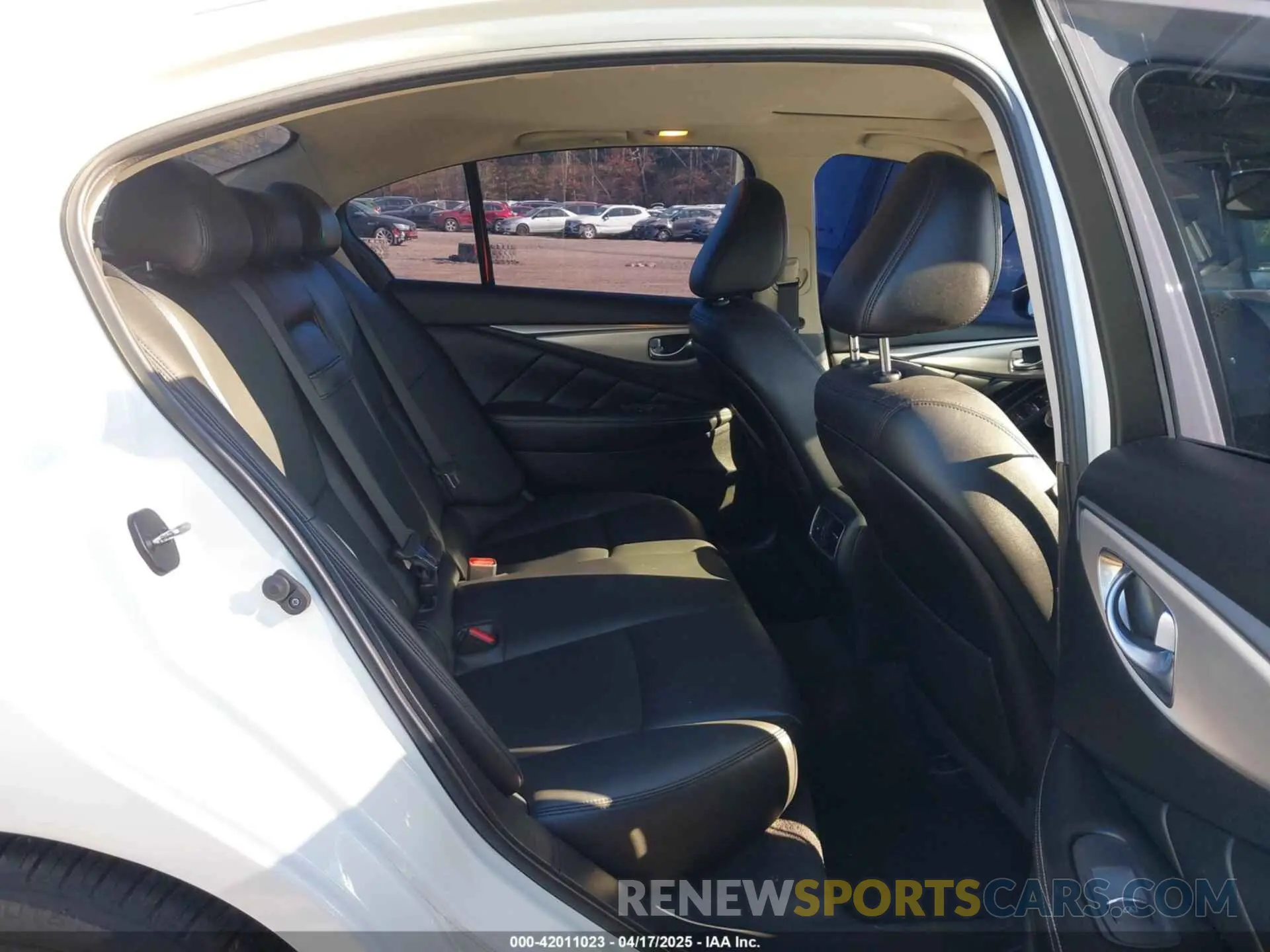 8 Фотография поврежденного автомобиля JN1EV7AR5KM594323 INFINITI Q50 2019