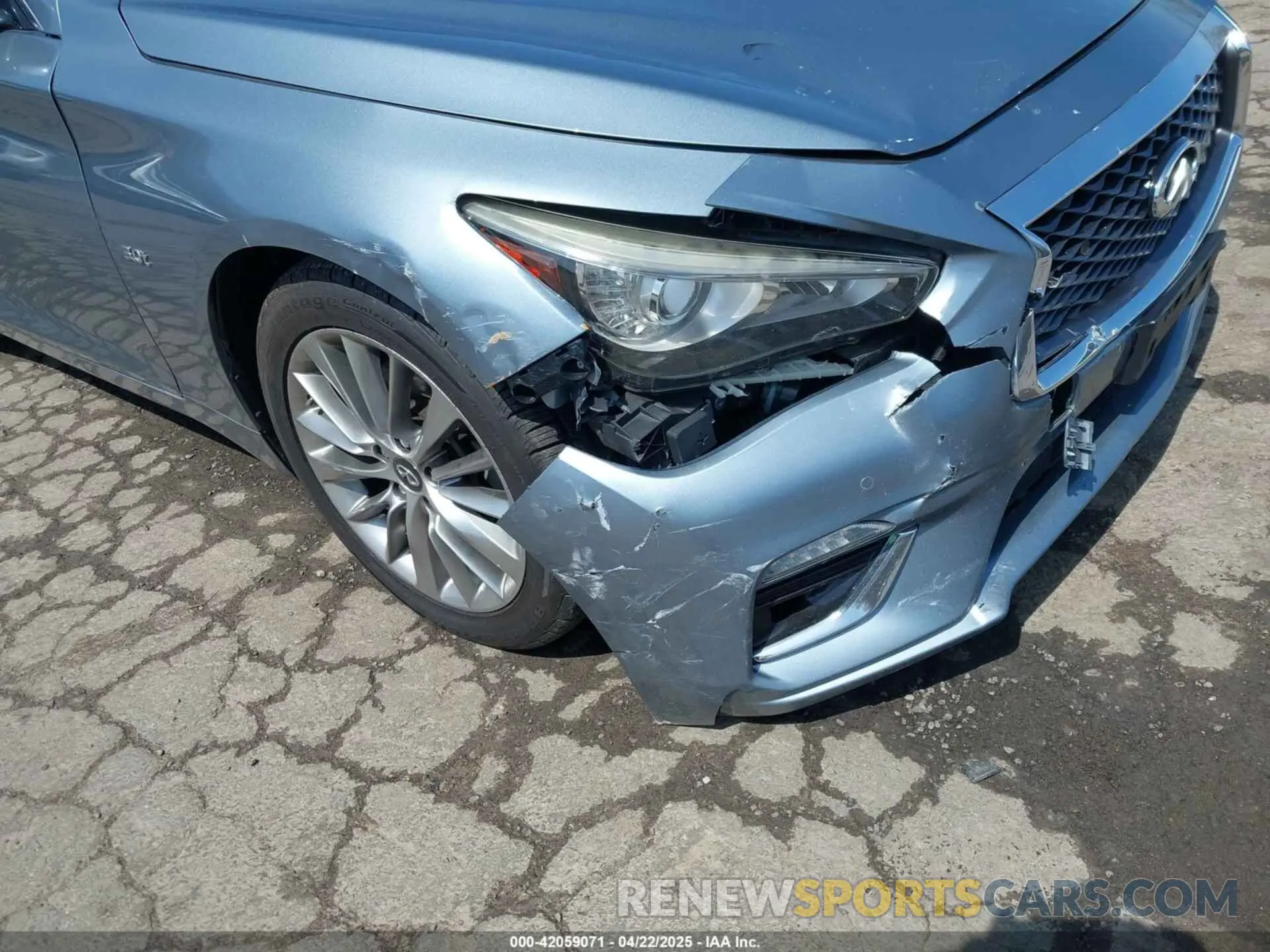 6 Photograph of a damaged car JN1EV7AR6KM550475 INFINITI Q50 2019