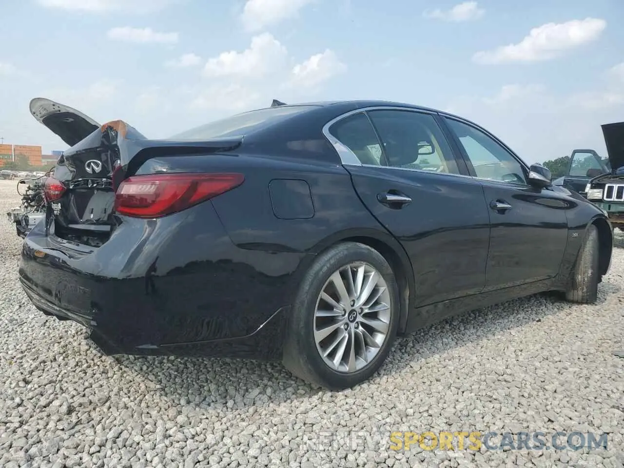 3 Photograph of a damaged car JN1EV7AR6KM556874 INFINITI Q50 2019