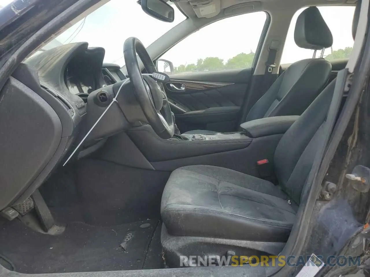 7 Photograph of a damaged car JN1EV7AR6KM556874 INFINITI Q50 2019