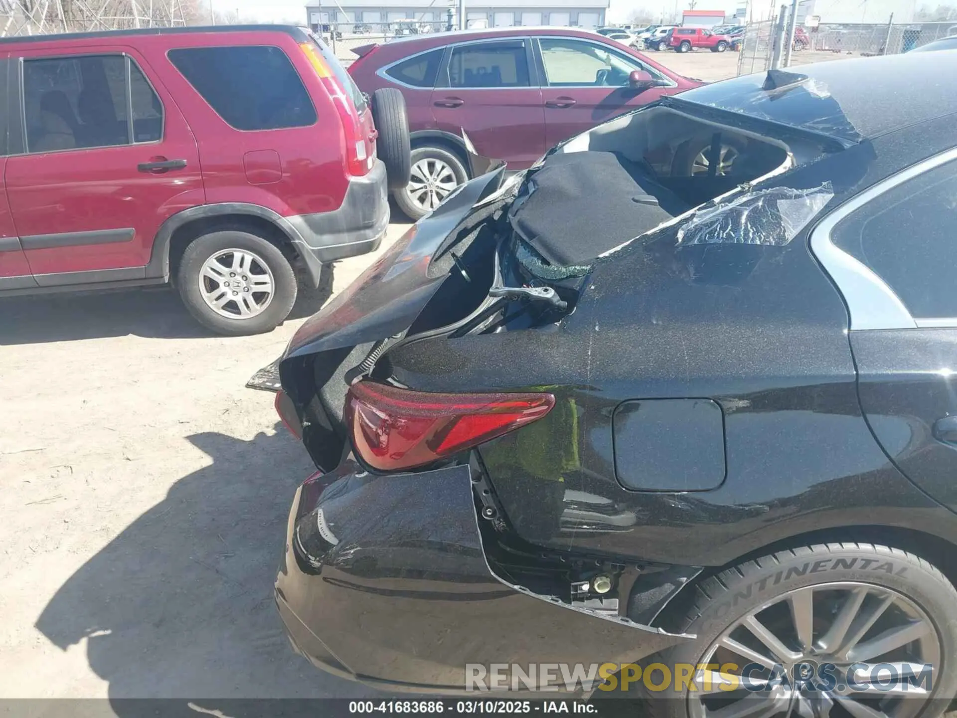 18 Фотография поврежденного автомобиля JN1EV7AR6KM591124 INFINITI Q50 2019
