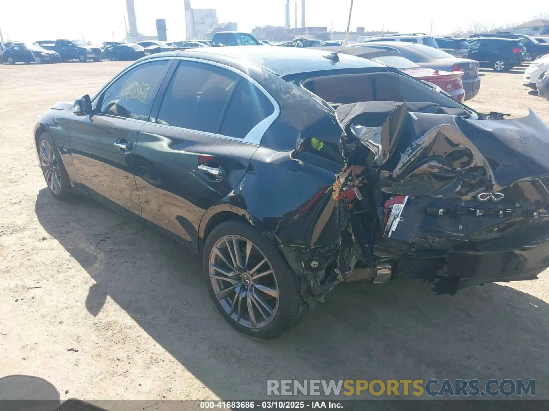 3 Фотография поврежденного автомобиля JN1EV7AR6KM591124 INFINITI Q50 2019