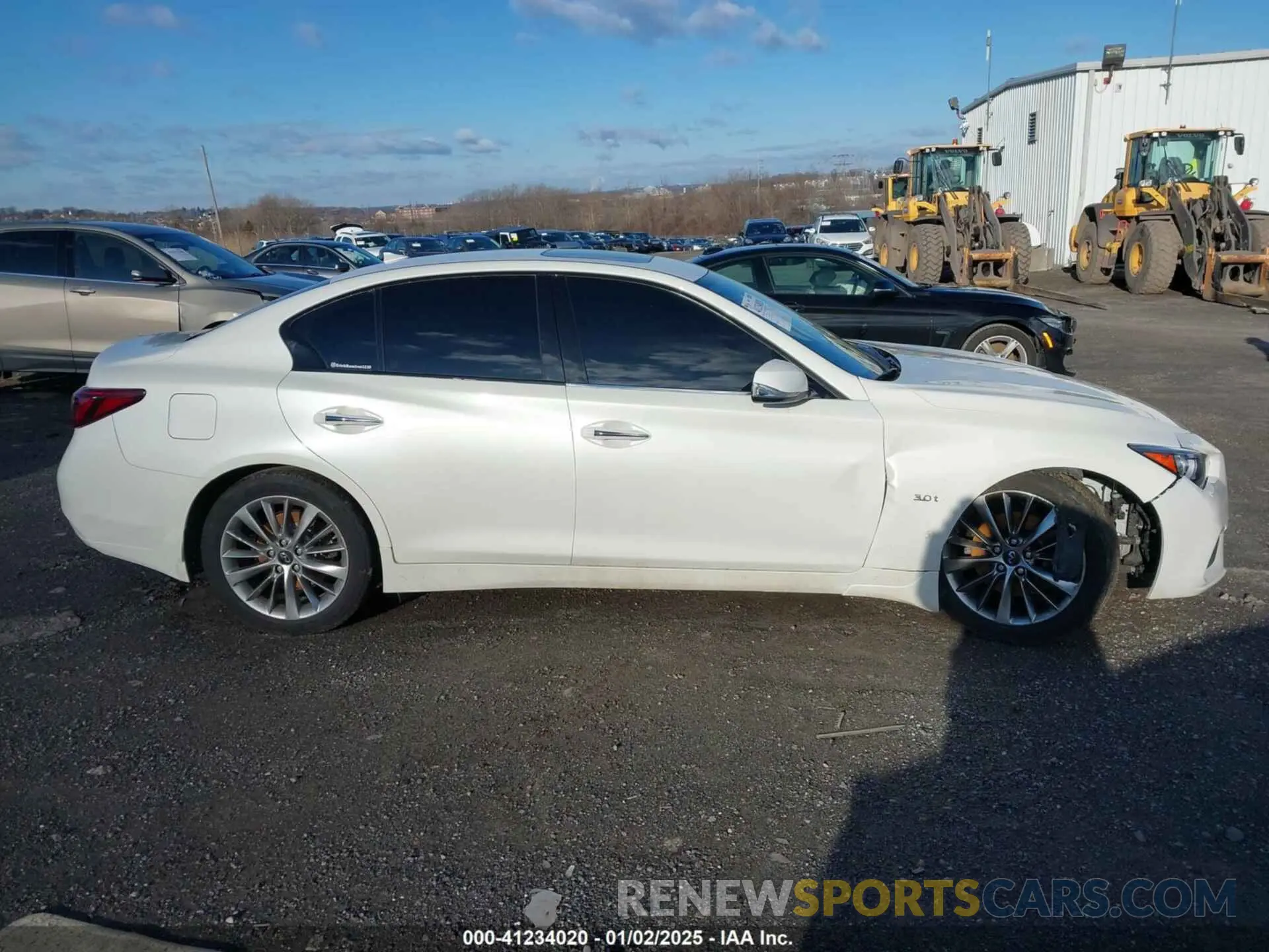 14 Photograph of a damaged car JN1EV7AR7KM558746 INFINITI Q50 2019