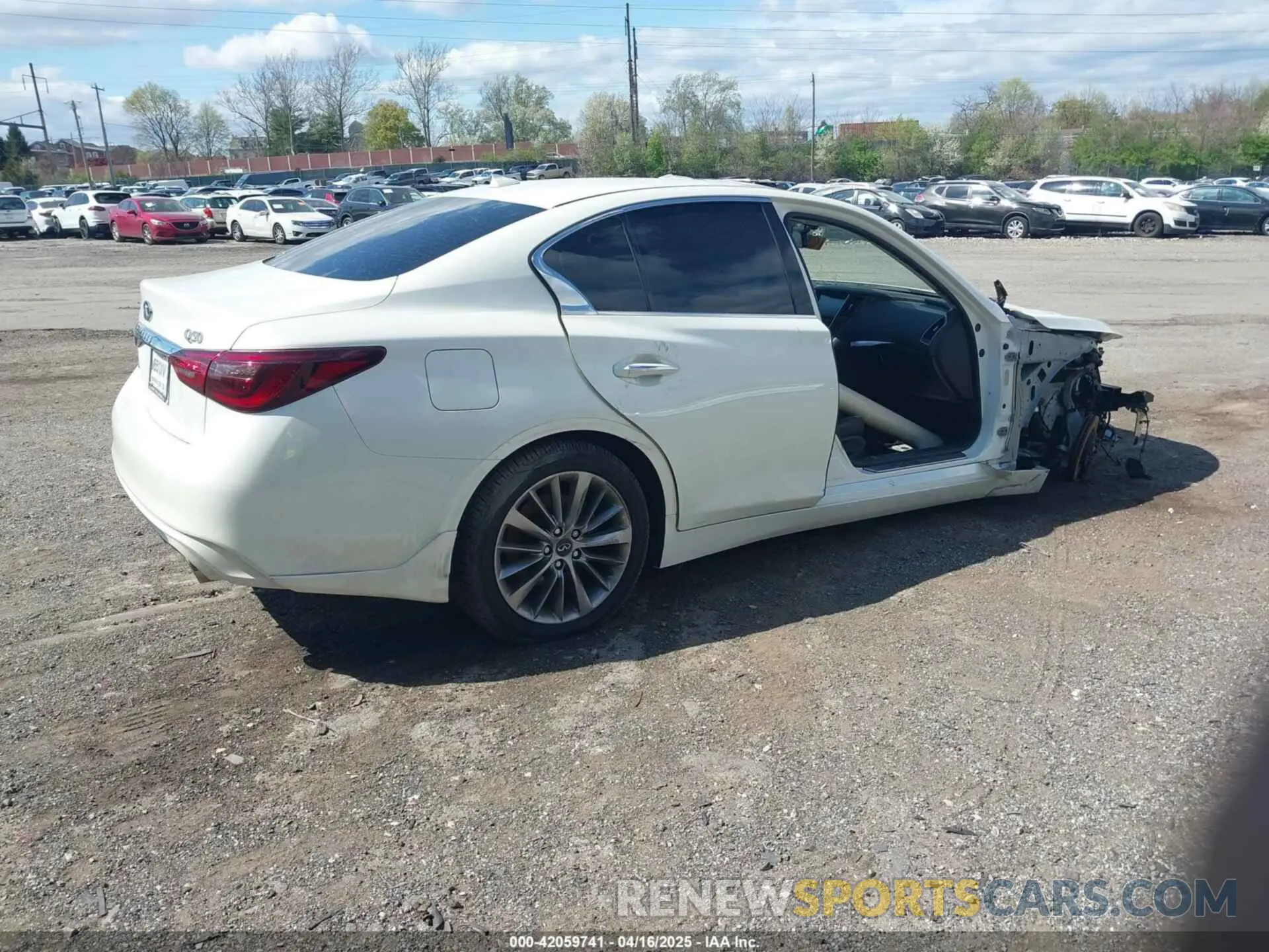 4 Фотография поврежденного автомобиля JN1EV7AR8KM554690 INFINITI Q50 2019