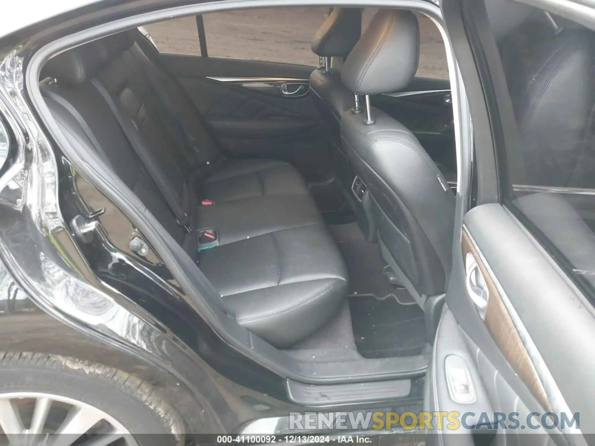 8 Photograph of a damaged car JN1EV7AR9KM550521 INFINITI Q50 2019