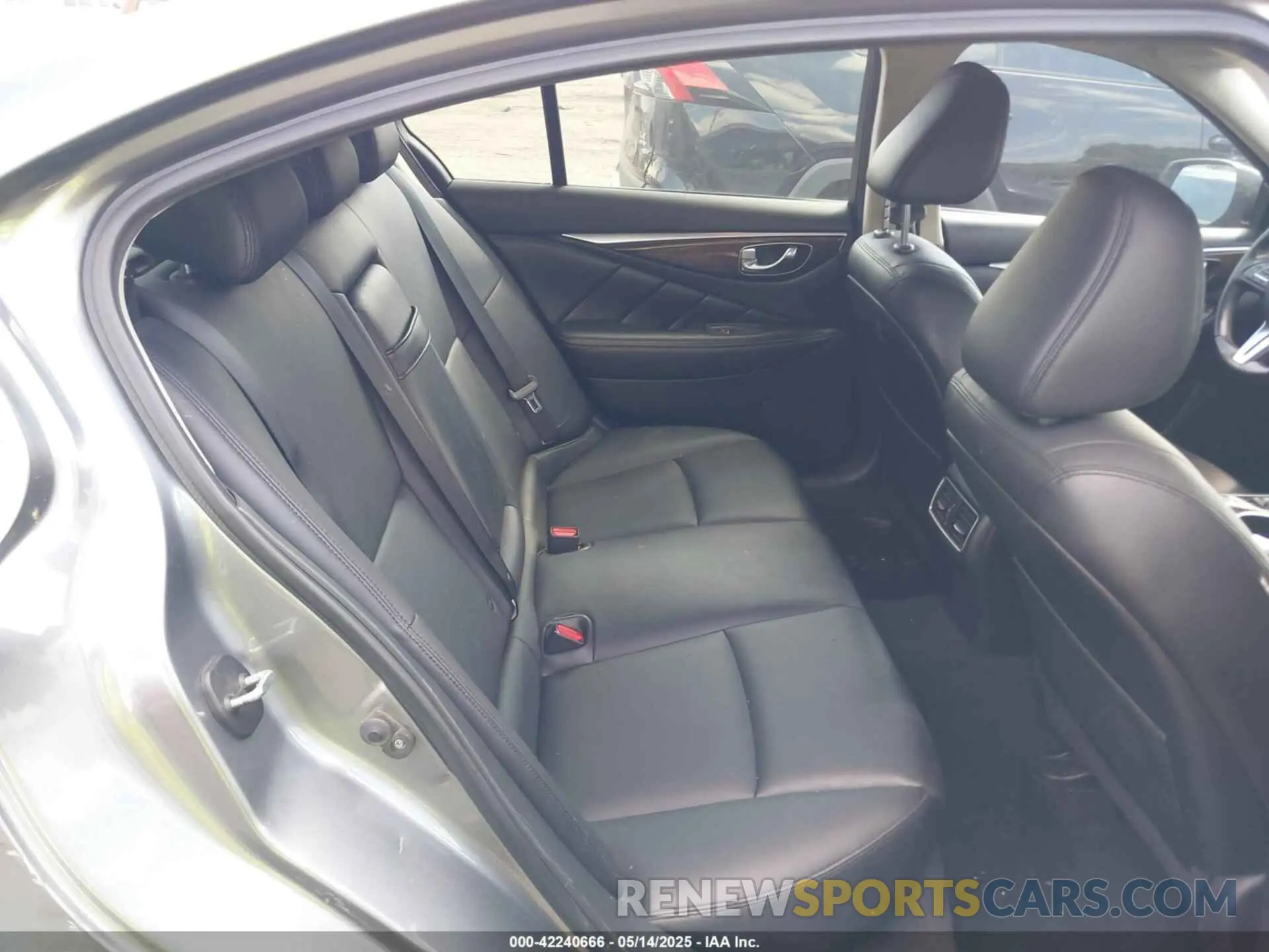 8 Фотография поврежденного автомобиля JN1EV7AR9KM558120 INFINITI Q50 2019
