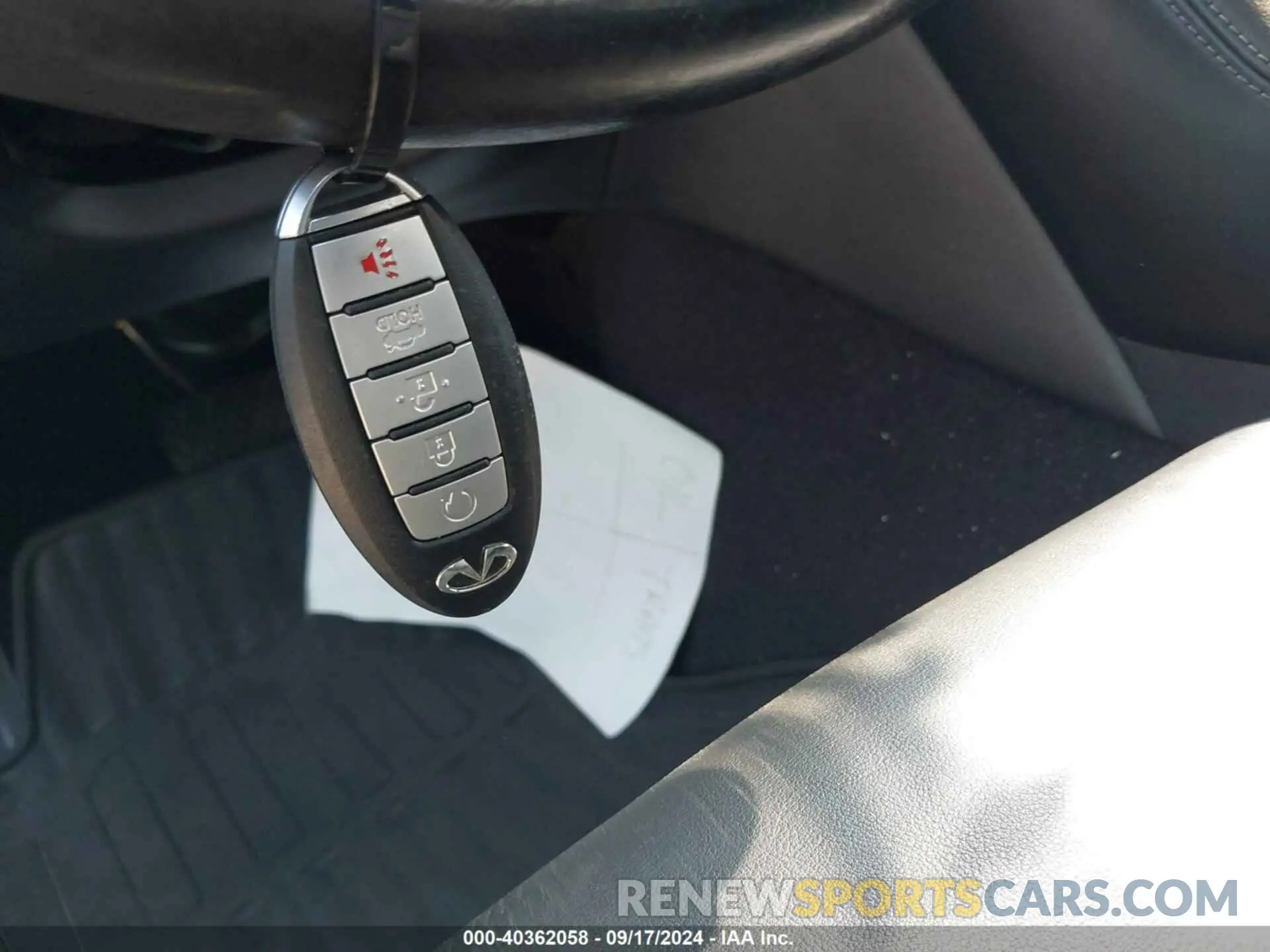 11 Photograph of a damaged car JN1EV7ARXKM557946 INFINITI Q50 2019