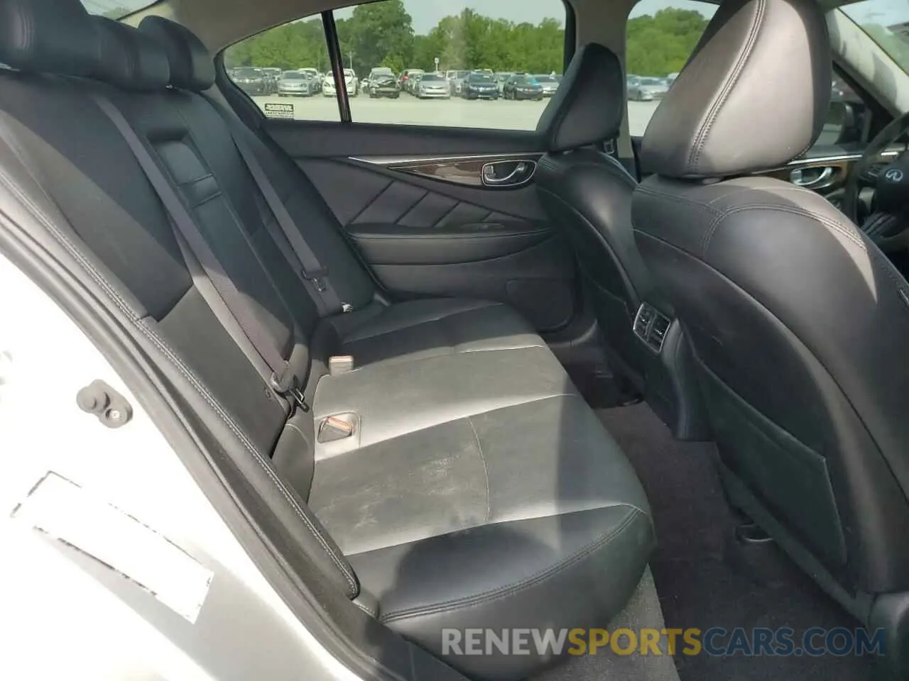 10 Photograph of a damaged car JN1EV7ARXKM559096 INFINITI Q50 2019