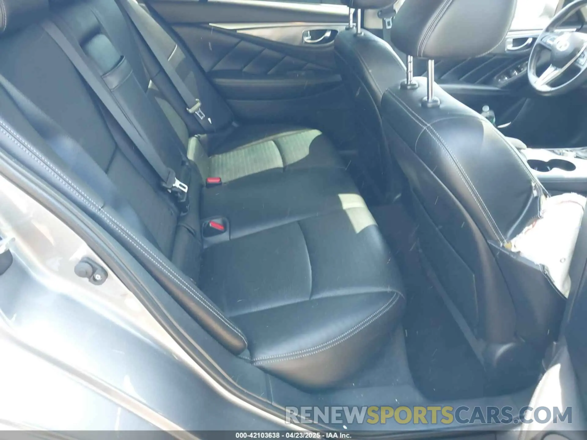 8 Photograph of a damaged car JN1EV7ARXKM592003 INFINITI Q50 2019