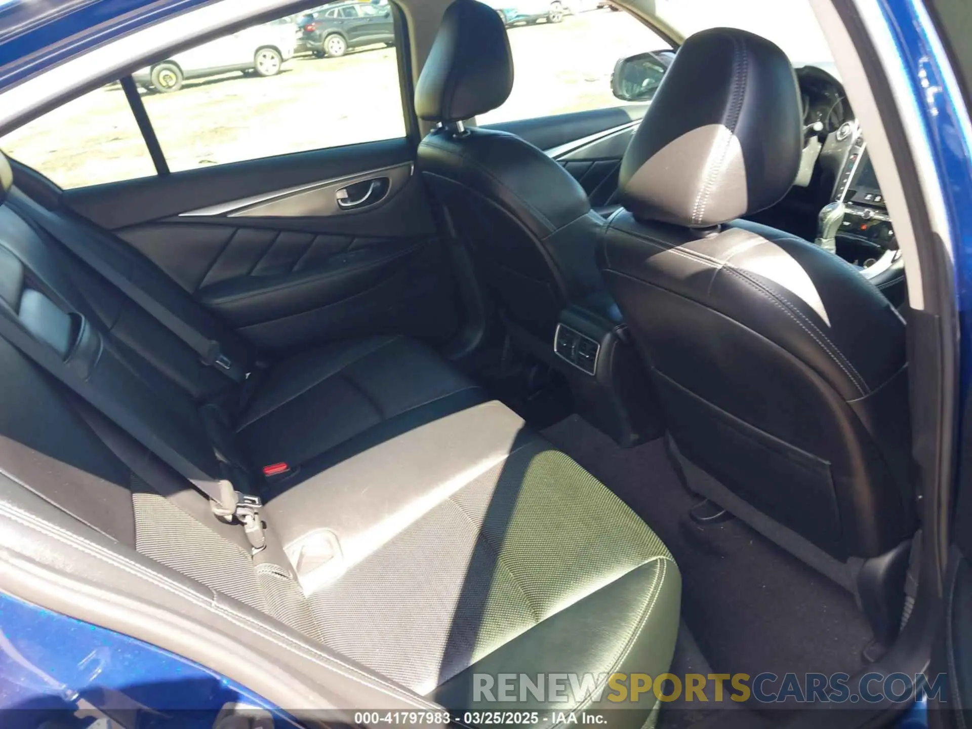8 Photograph of a damaged car JN1EV7ARXKM592101 INFINITI Q50 2019