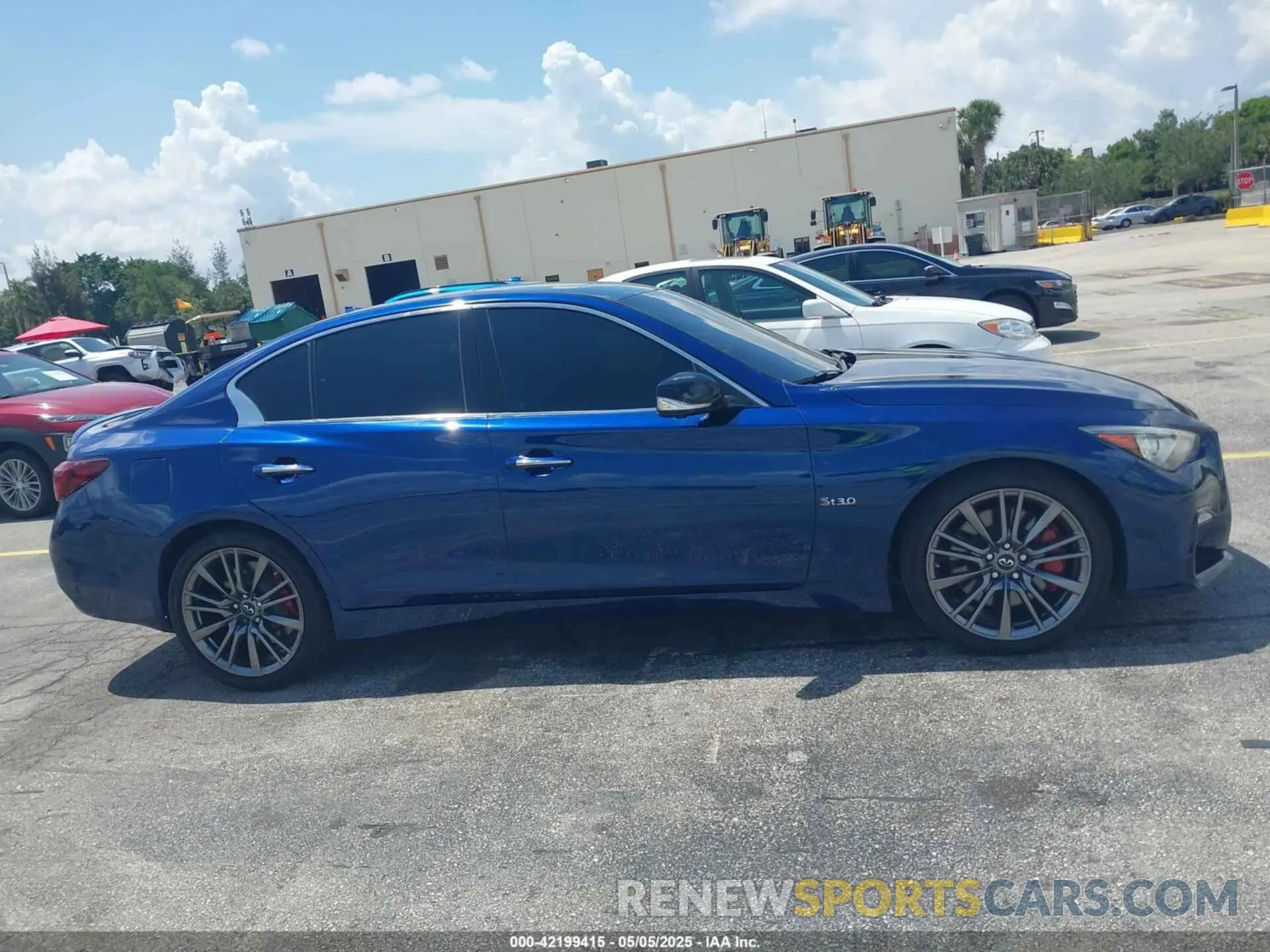 13 Photograph of a damaged car JN1FV7AP7KM760070 INFINITI Q50 2019
