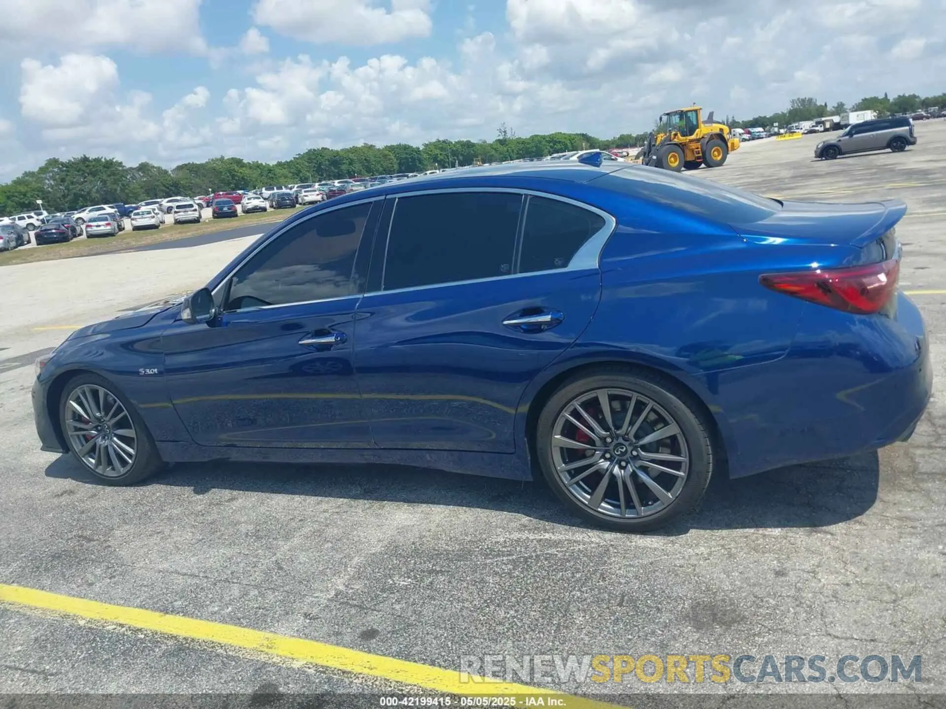 14 Photograph of a damaged car JN1FV7AP7KM760070 INFINITI Q50 2019