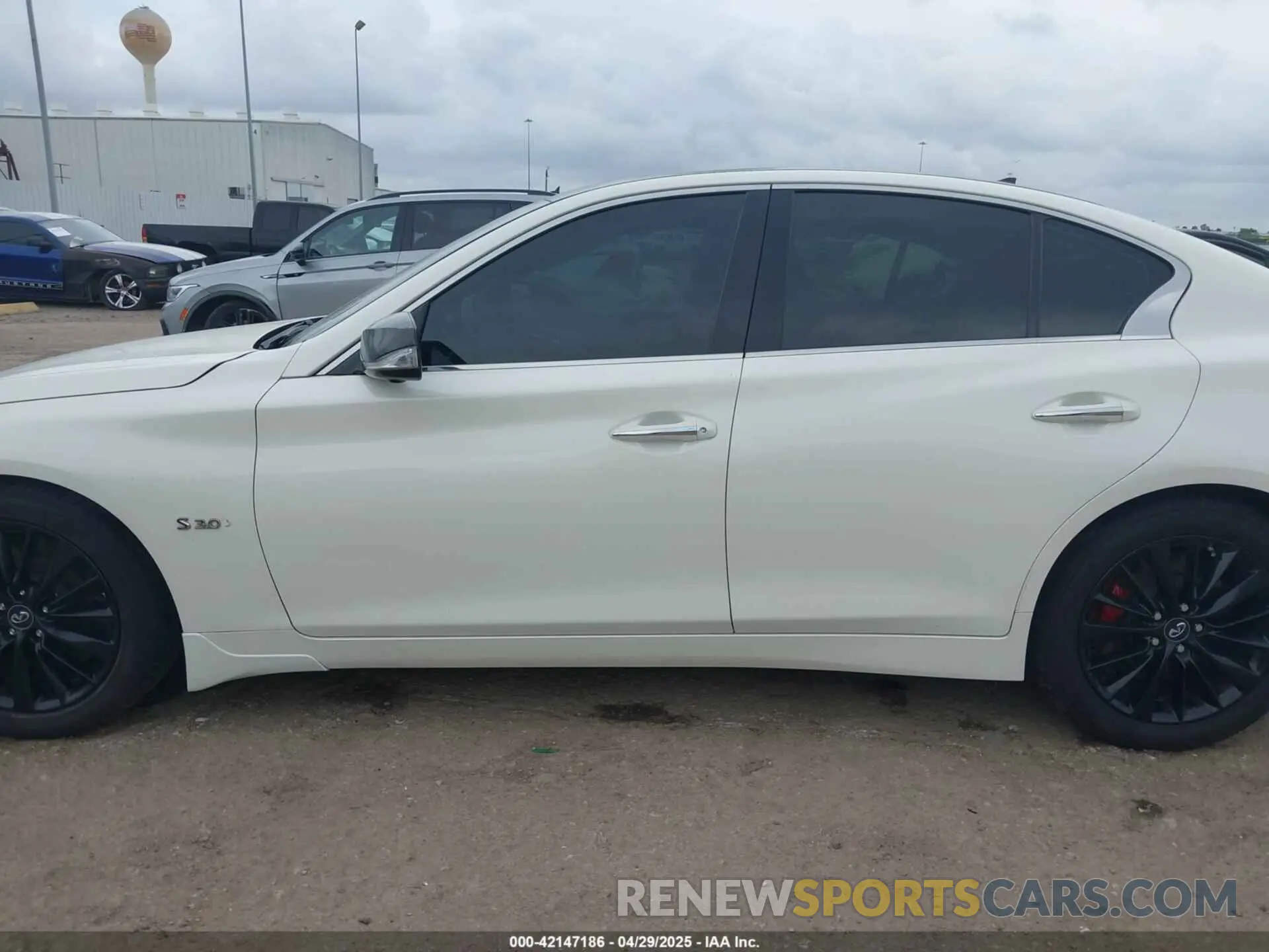 14 Фотография поврежденного автомобиля JN1FV7AP8KM760644 INFINITI Q50 2019