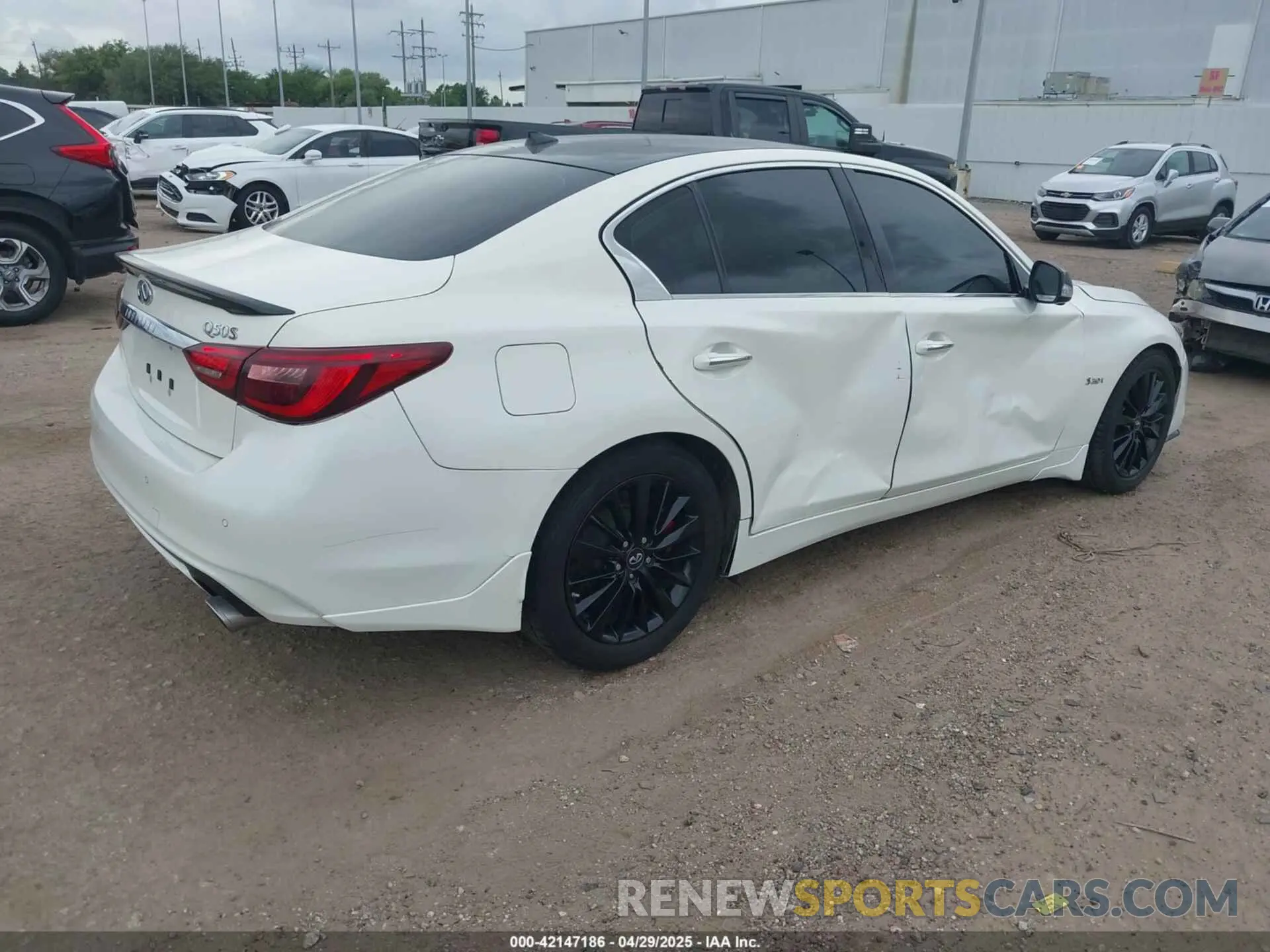 4 Фотография поврежденного автомобиля JN1FV7AP8KM760644 INFINITI Q50 2019