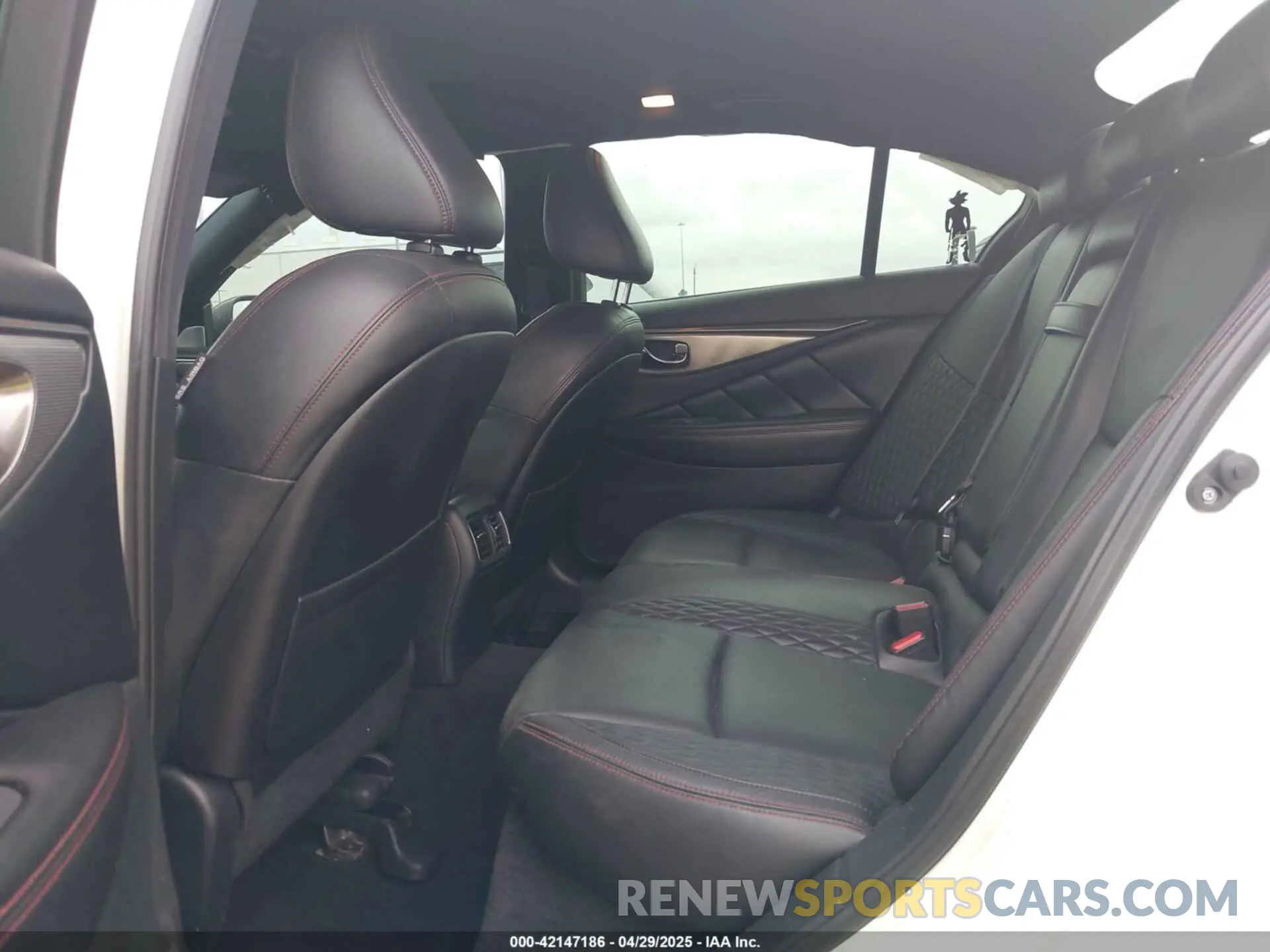 8 Фотография поврежденного автомобиля JN1FV7AP8KM760644 INFINITI Q50 2019