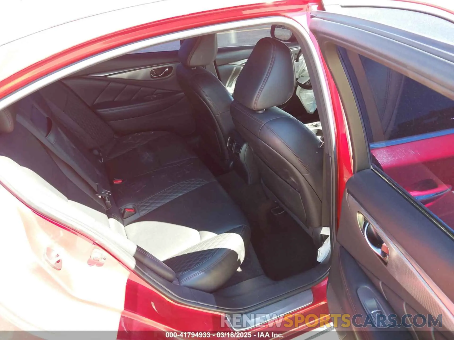 8 Photograph of a damaged car JN1FV7AP8KM760885 INFINITI Q50 2019