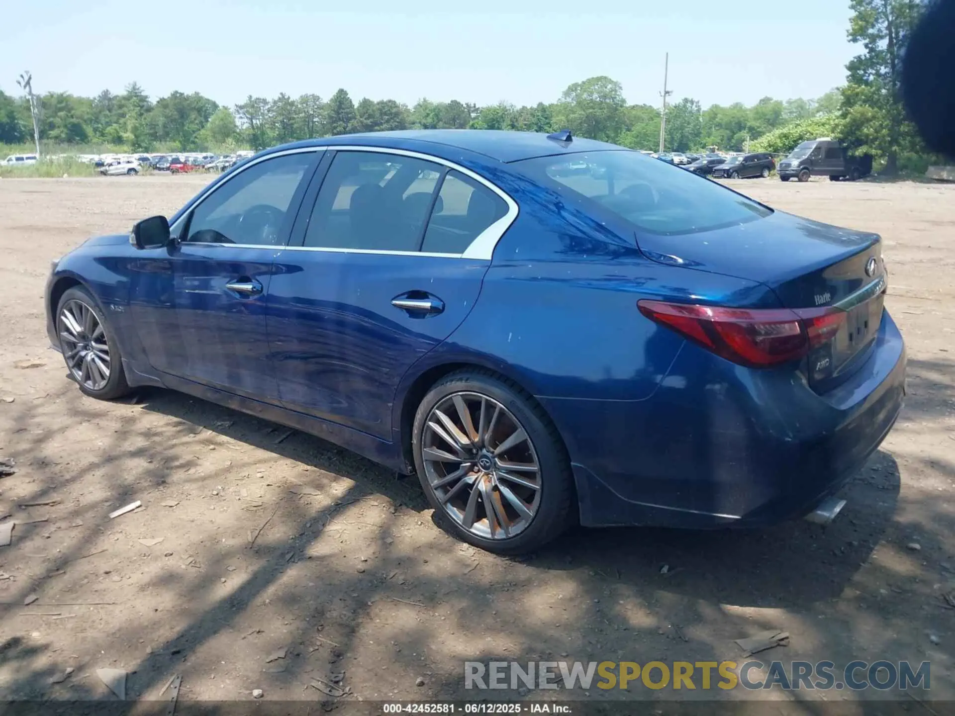 14 Photograph of a damaged car JN1FV7AR9KM800747 INFINITI Q50 2019