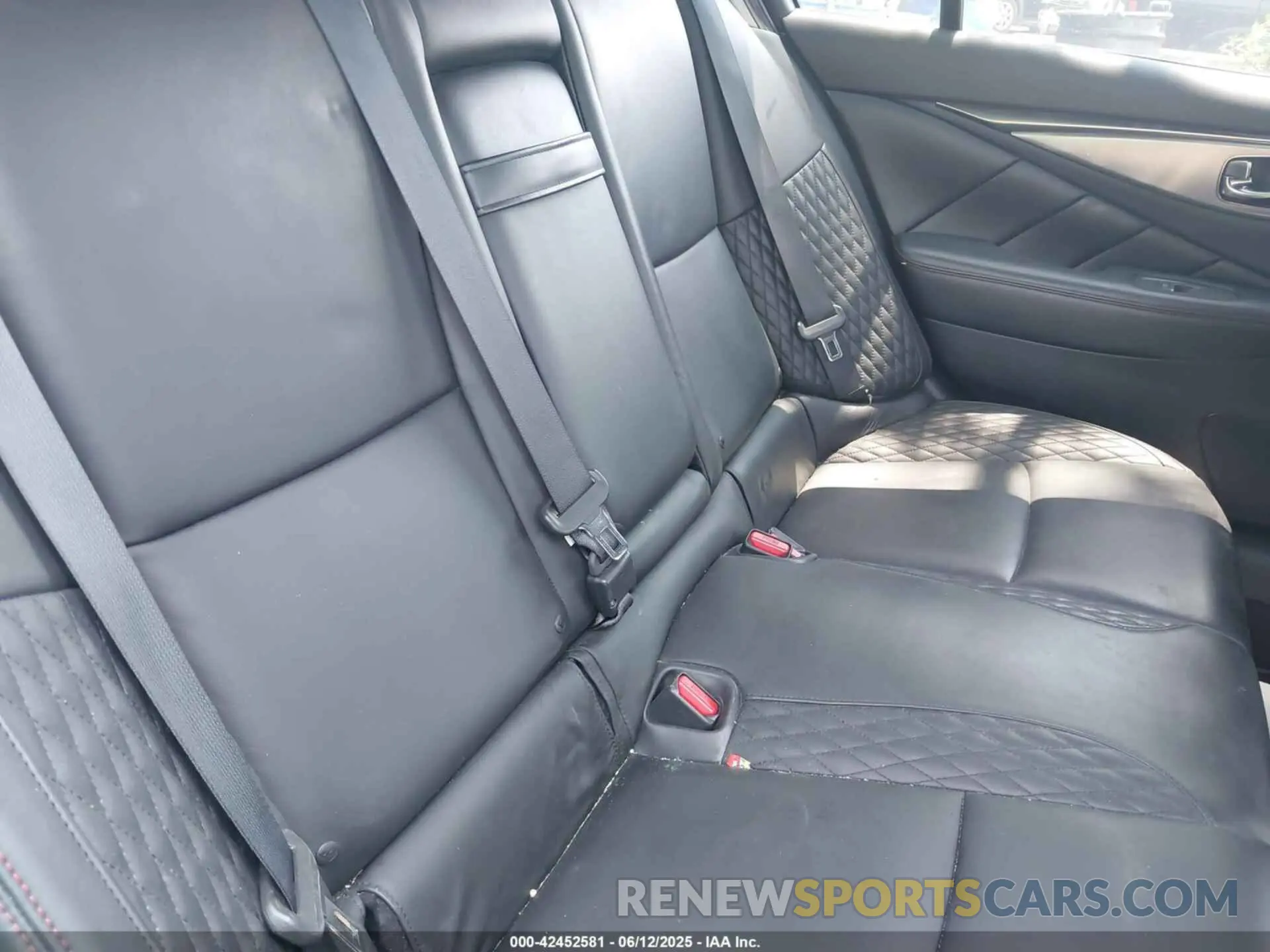 8 Photograph of a damaged car JN1FV7AR9KM800747 INFINITI Q50 2019