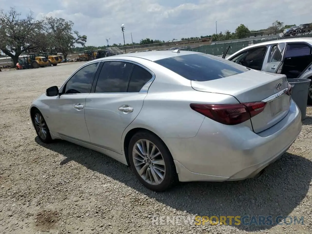 2 Photograph of a damaged car JN1EV7AP1LM204284 INFINITI Q50 2020
