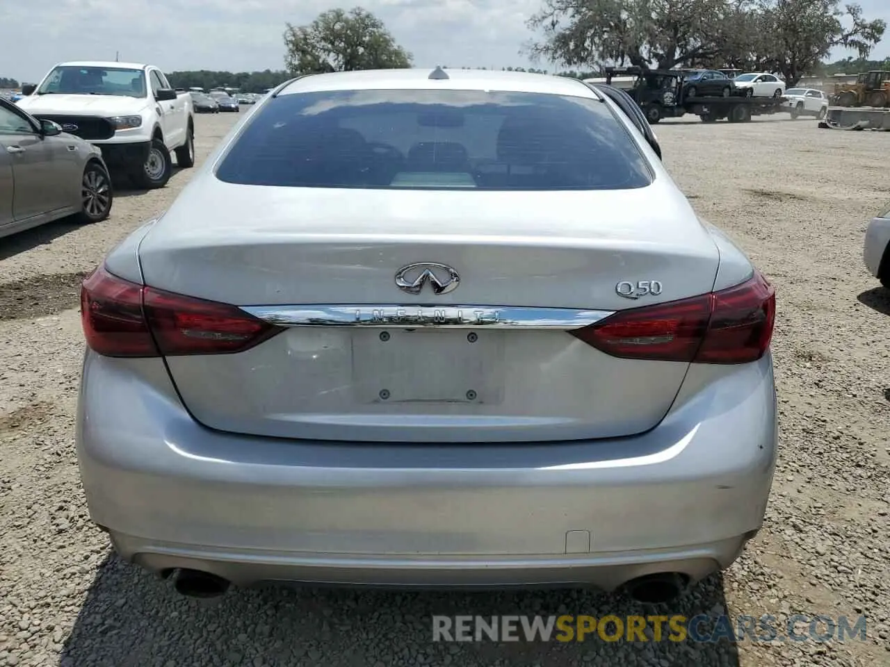 6 Photograph of a damaged car JN1EV7AP1LM204284 INFINITI Q50 2020