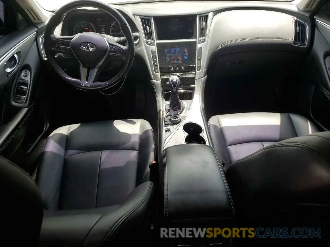 8 Photograph of a damaged car JN1EV7AP1LM204284 INFINITI Q50 2020