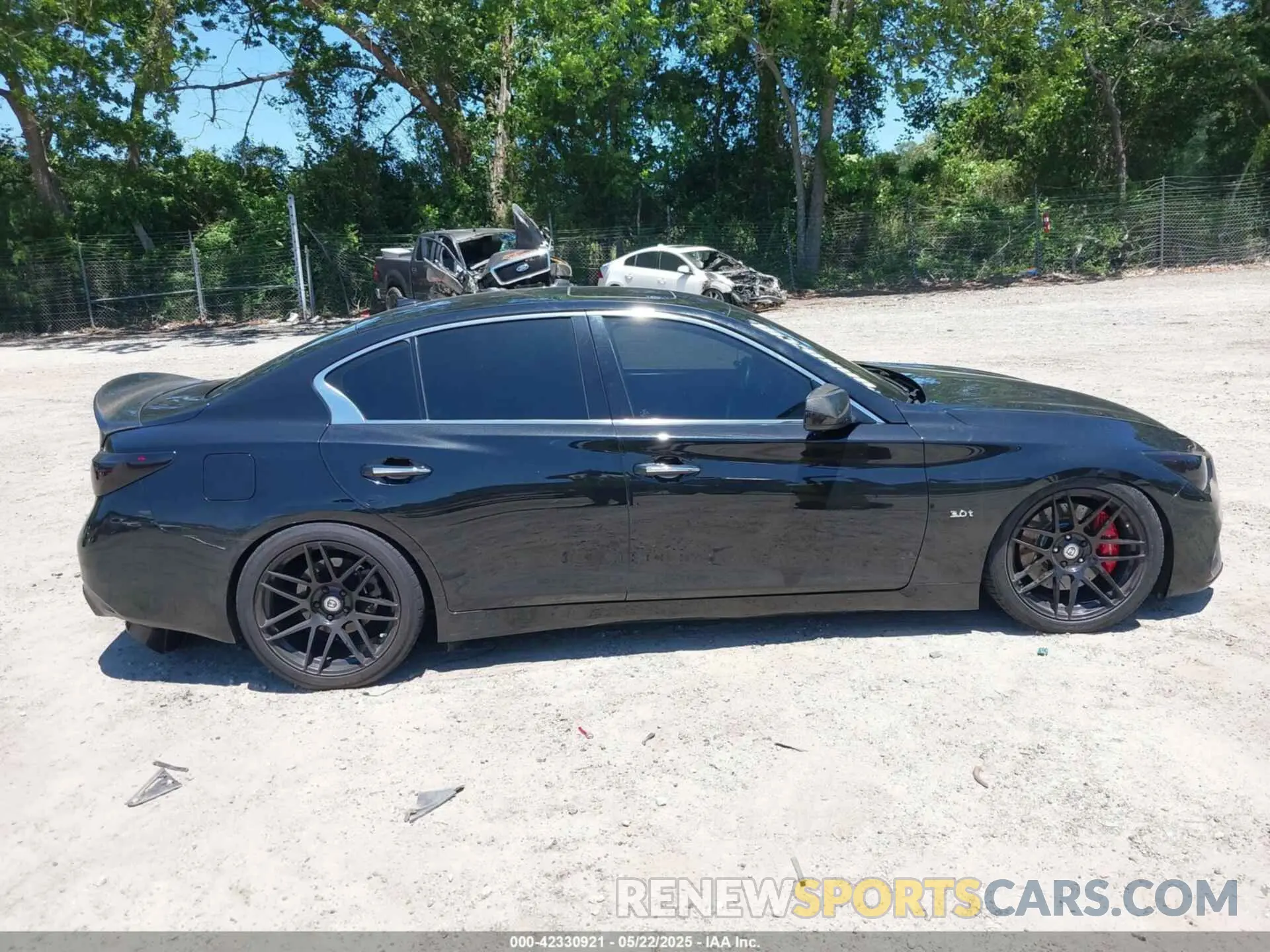 13 Photograph of a damaged car JN1EV7AP3LM201953 INFINITI Q50 2020