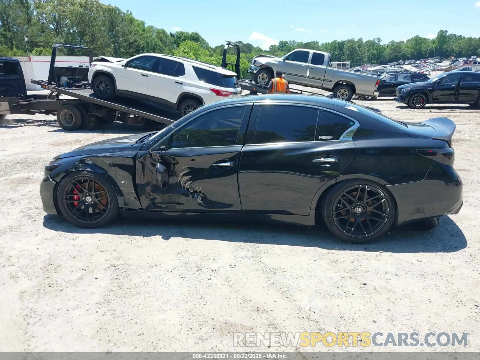 14 Photograph of a damaged car JN1EV7AP3LM201953 INFINITI Q50 2020