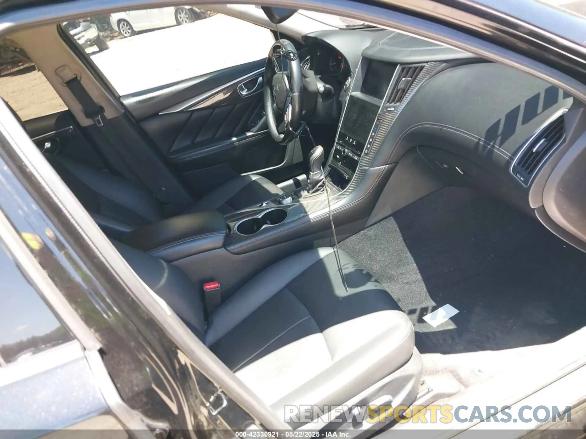 5 Photograph of a damaged car JN1EV7AP3LM201953 INFINITI Q50 2020