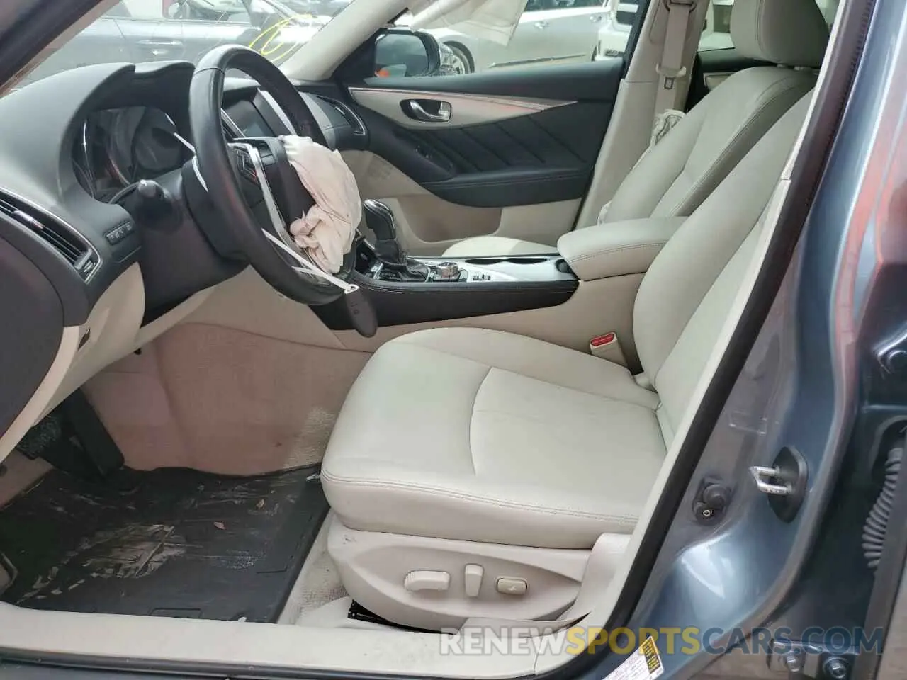 7 Photograph of a damaged car JN1EV7AP3LM204321 INFINITI Q50 2020