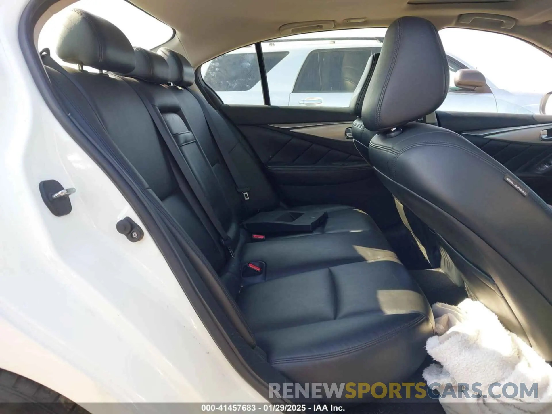 8 Фотография поврежденного автомобиля JN1EV7AP3LM207994 INFINITI Q50 2020