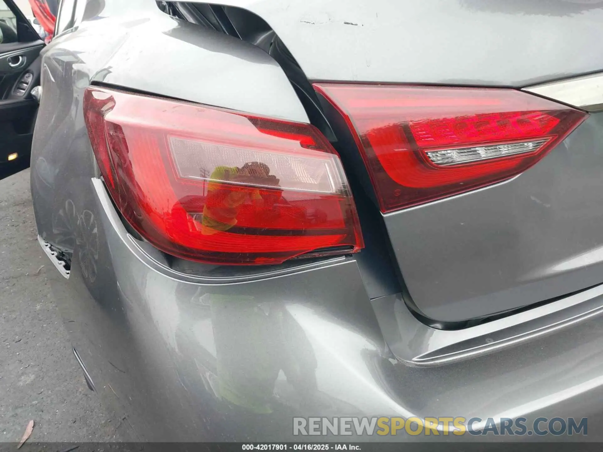 19 Фотография поврежденного автомобиля JN1EV7AP3LM208059 INFINITI Q50 2020