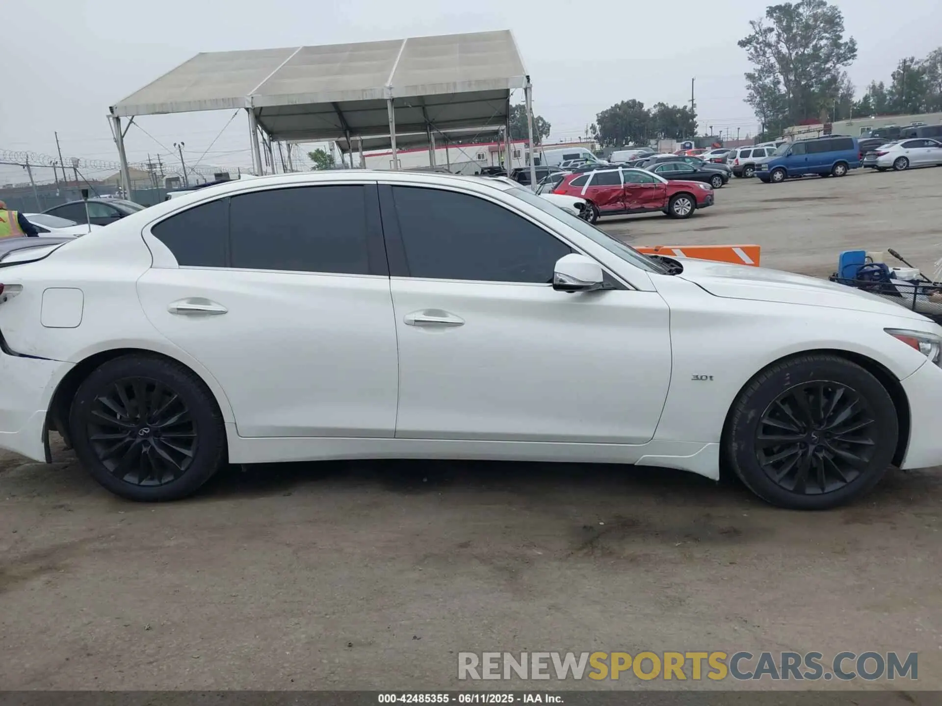 13 Photograph of a damaged car JN1EV7AP4LM202318 INFINITI Q50 2020