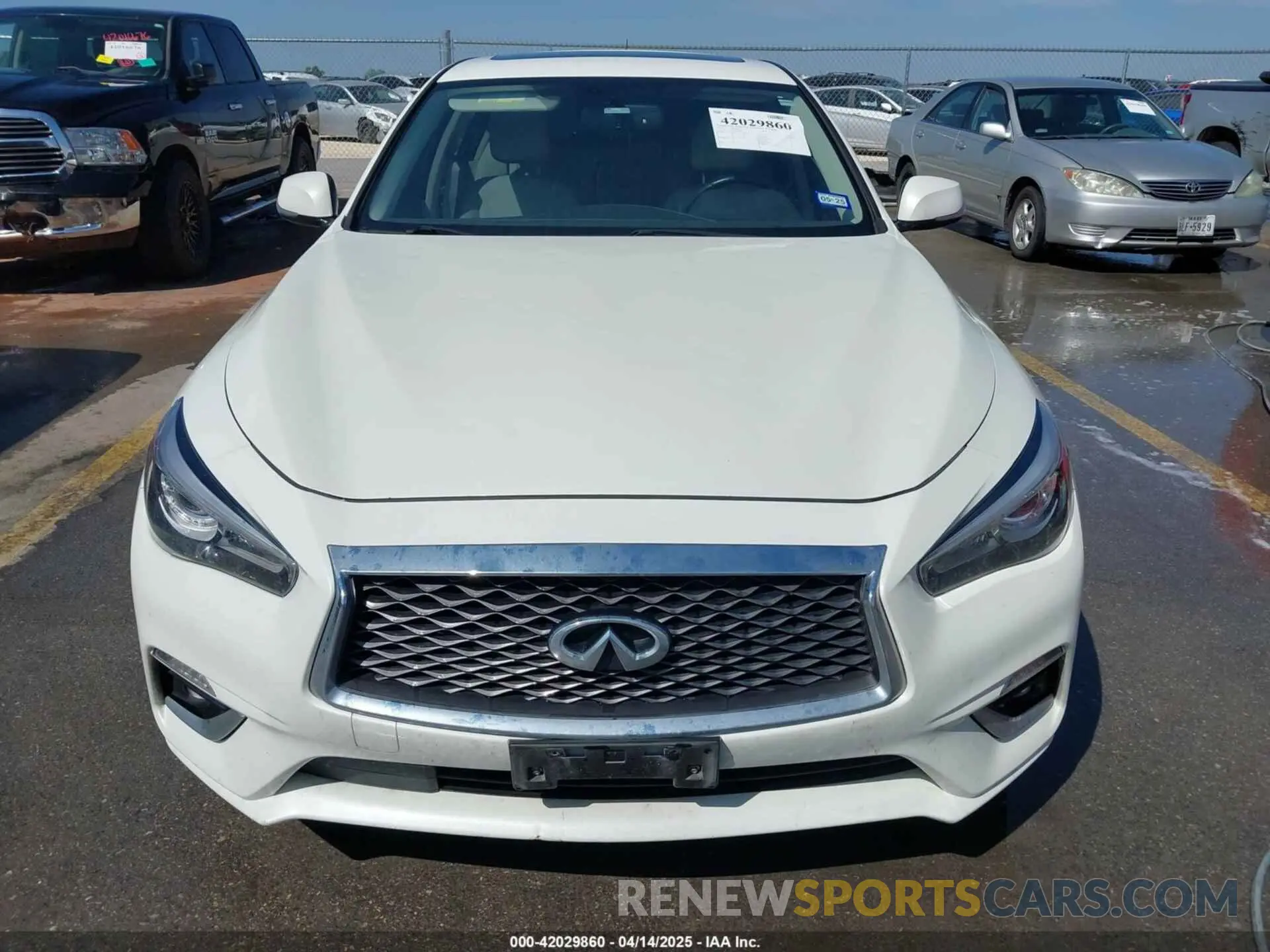 12 Photograph of a damaged car JN1EV7AP5LM206023 INFINITI Q50 2020