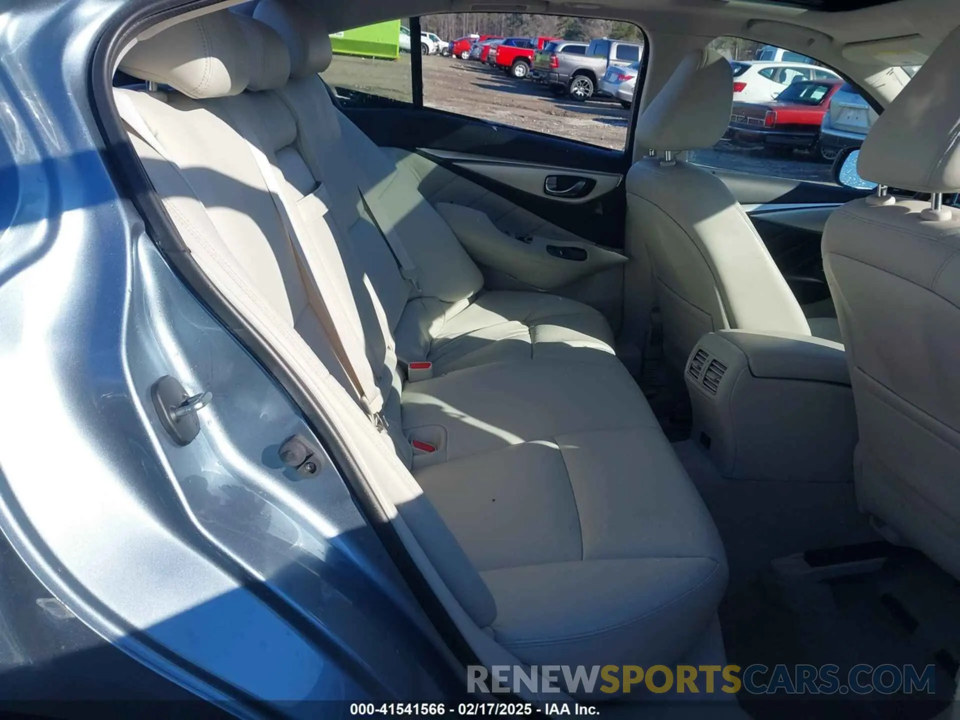 8 Photograph of a damaged car JN1EV7AP6LM201347 INFINITI Q50 2020