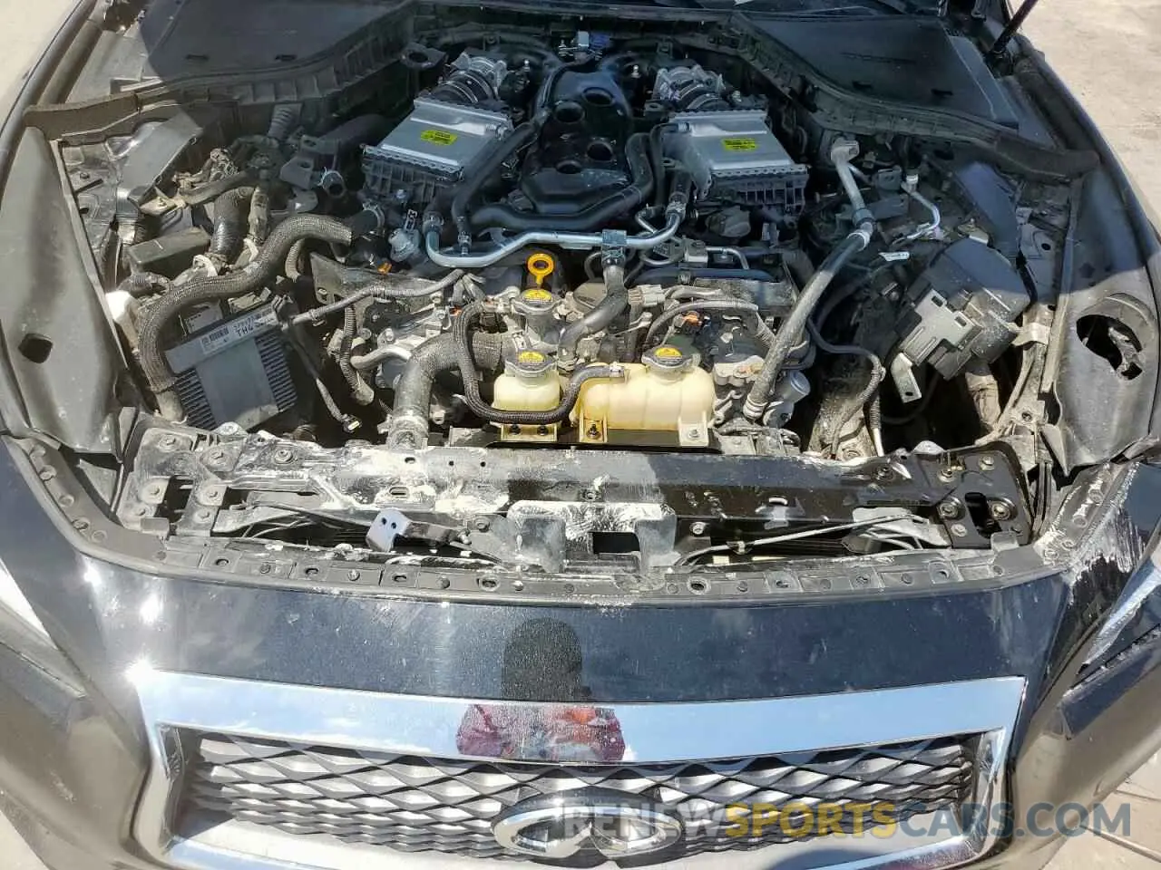 11 Photograph of a damaged car JN1EV7AP6LM203678 INFINITI Q50 2020