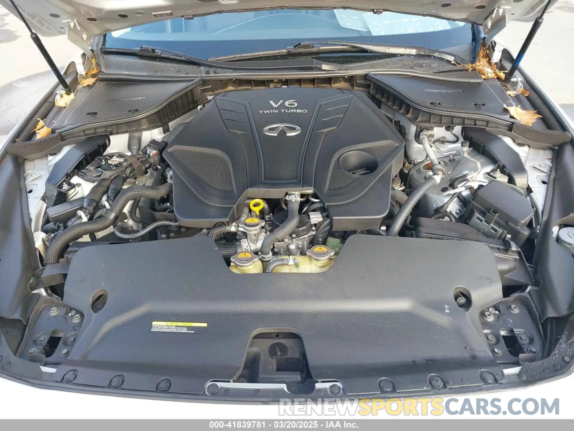10 Photograph of a damaged car JN1EV7AP7LM208145 INFINITI Q50 2020
