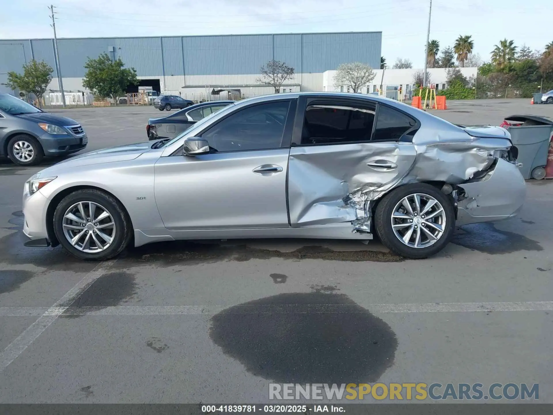 13 Photograph of a damaged car JN1EV7AP7LM208145 INFINITI Q50 2020