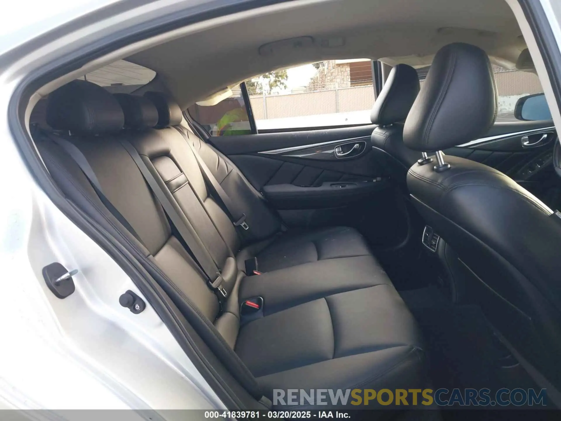 8 Photograph of a damaged car JN1EV7AP7LM208145 INFINITI Q50 2020