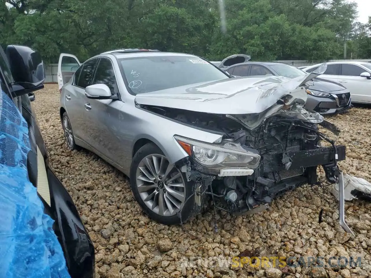 4 Photograph of a damaged car JN1EV7AP8LM205853 INFINITI Q50 2020