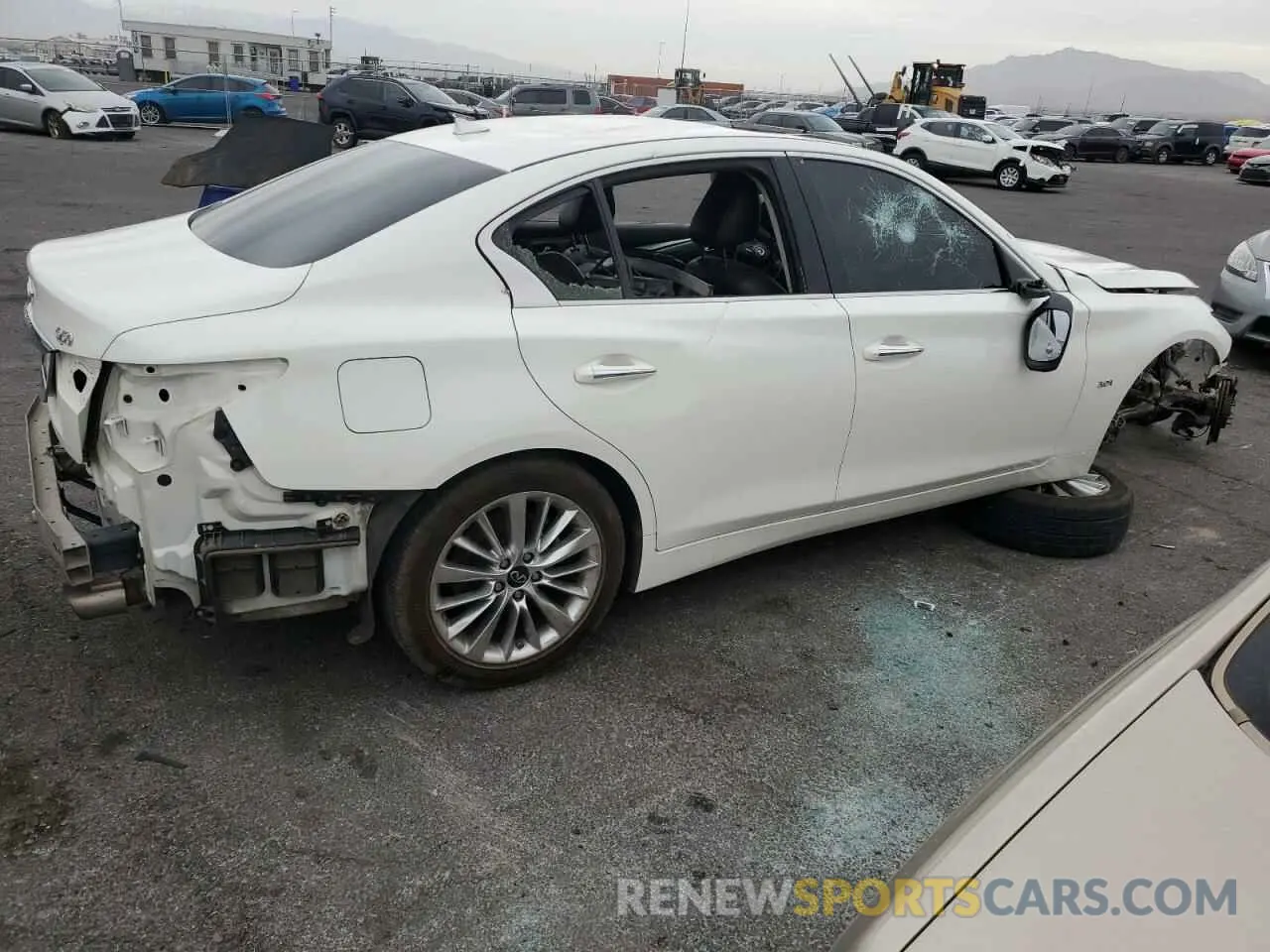 3 Фотография поврежденного автомобиля JN1EV7AP8LM207876 INFINITI Q50 2020