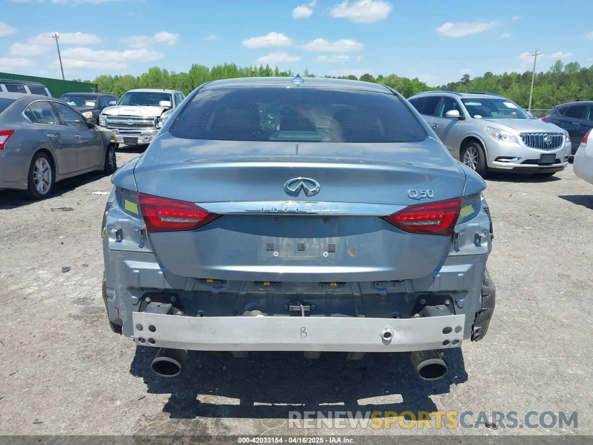 17 Photograph of a damaged car JN1EV7AP9LM207501 INFINITI Q50 2020